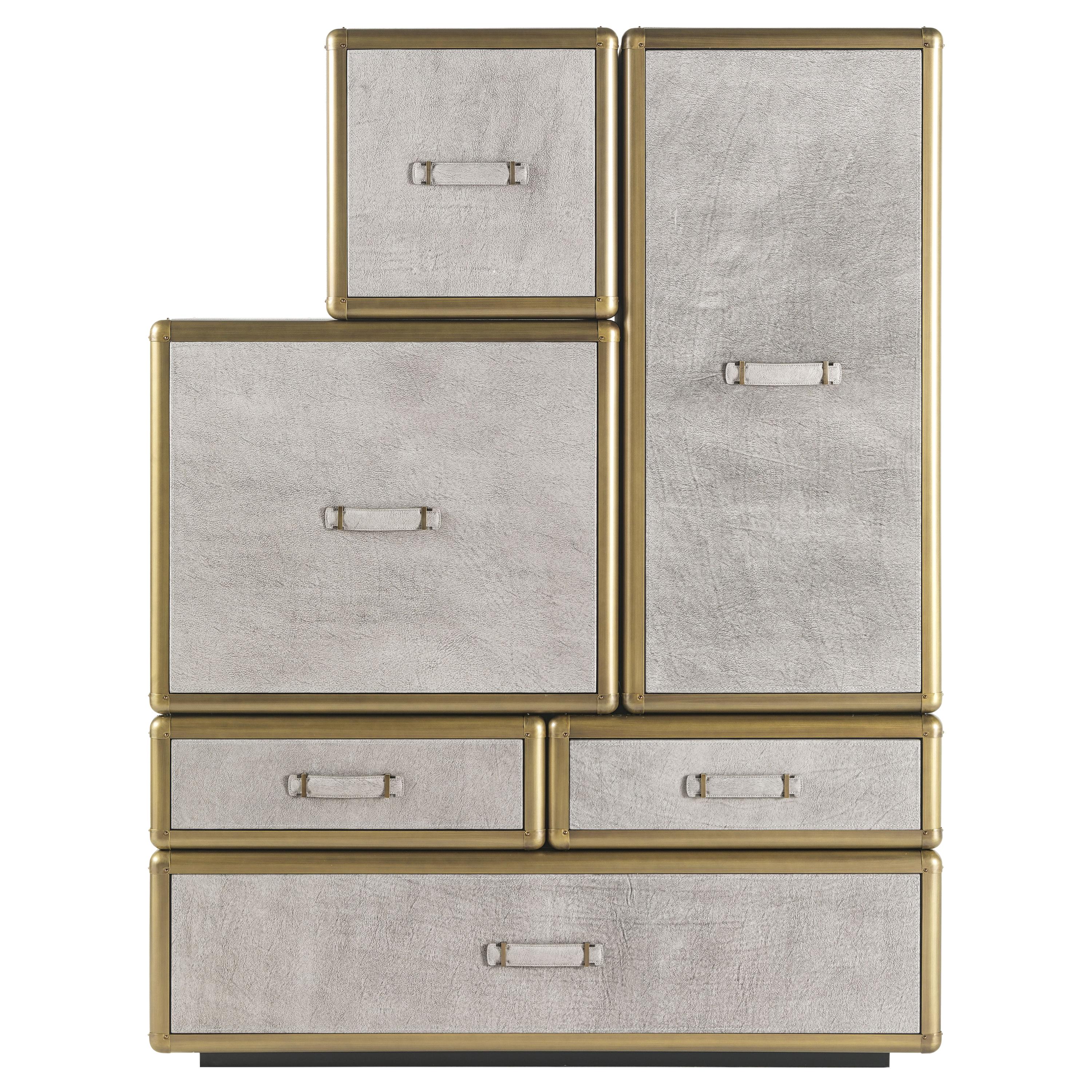 Meuble de rangement Fly Case en cuir du 21e siècle par Roberto Cavalli Home Interiors