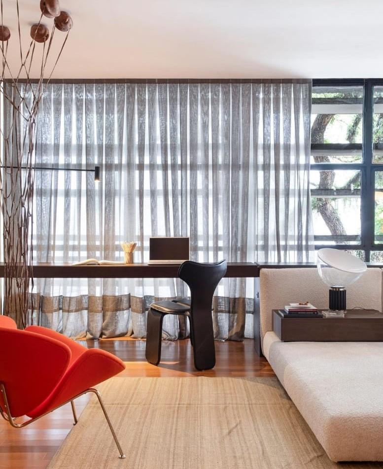 Silla Fly de cuero de Tiago Curioni, diseño contemporáneo brasileño Acero en venta