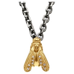 Collar Fly Classique de Oro Amarillo de 18 K con Diamantes Acentuados