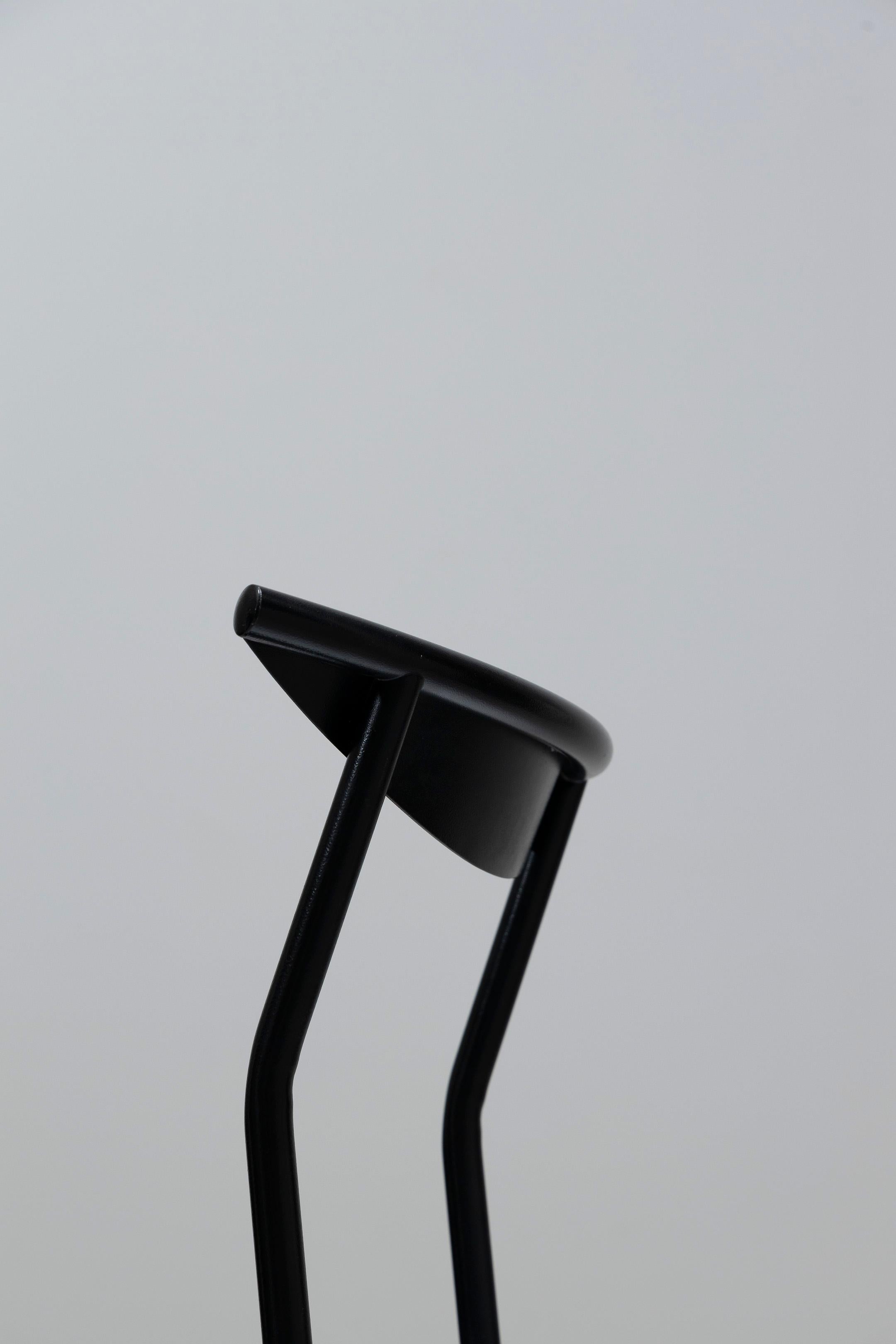 Chaise Fly Line noire, années 1980 4