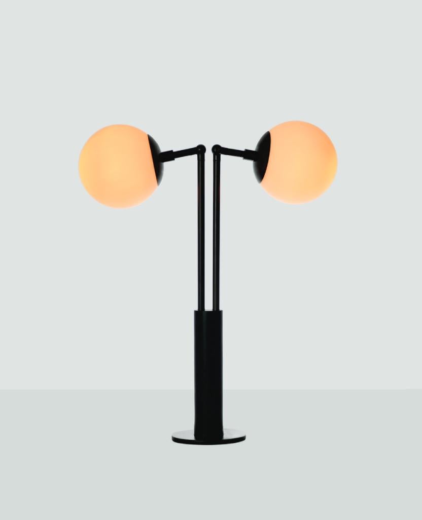 Fly Two Glass Globe Desk Lamp by Lamp Shaper
Dimensions : D 40,5 x L 40,5 x H 66 cm.
MATERIAL : Laiton et verre.

Différentes finitions disponibles : laiton brut, laiton vieilli, laiton brûlé et laiton brossé Veuillez nous contacter.

Toutes nos