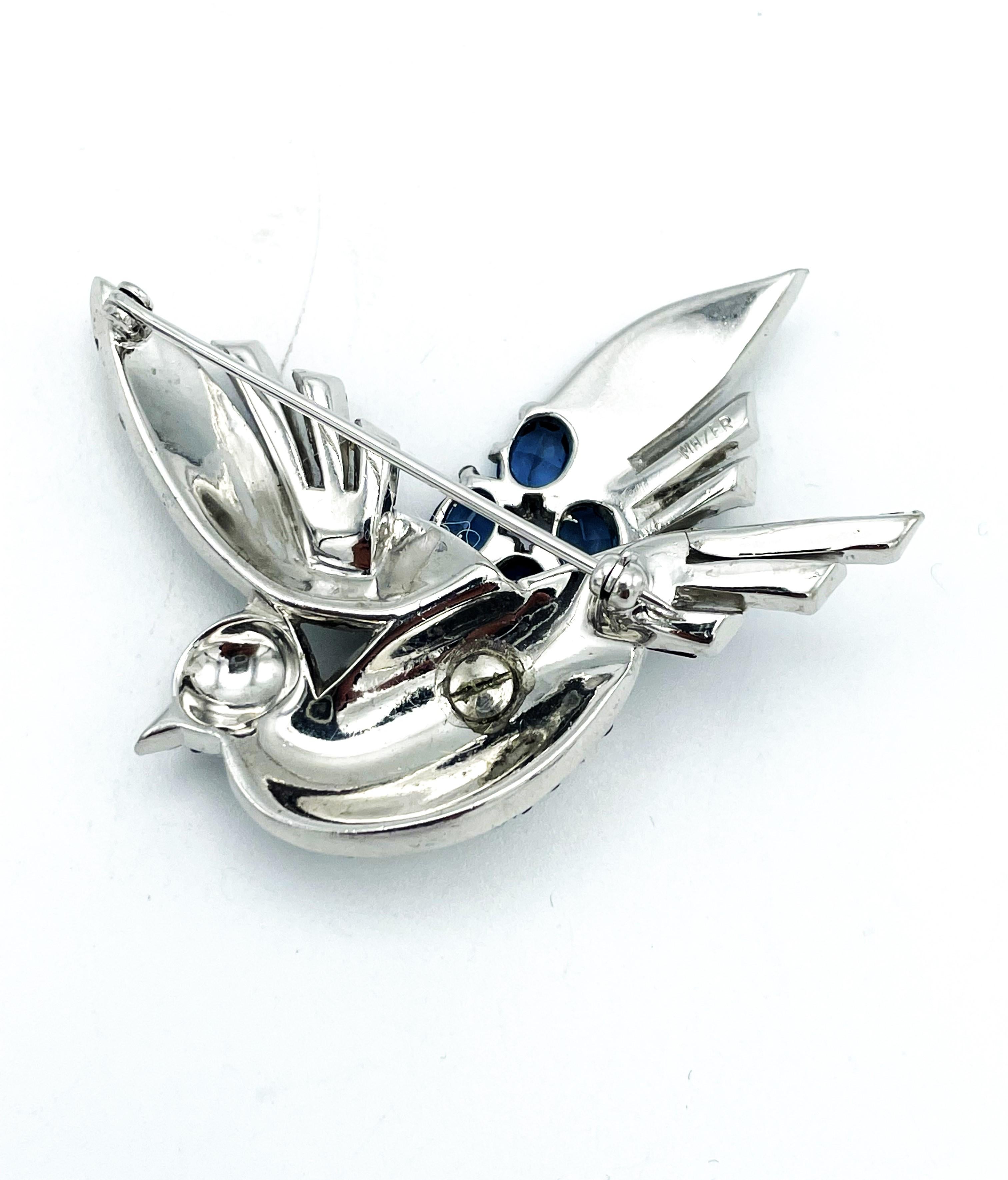 Mixed Cut Flying Bird brooch by Mazer USA, Rhodium plated bas metal, rhinestones 1938-42  For Sale