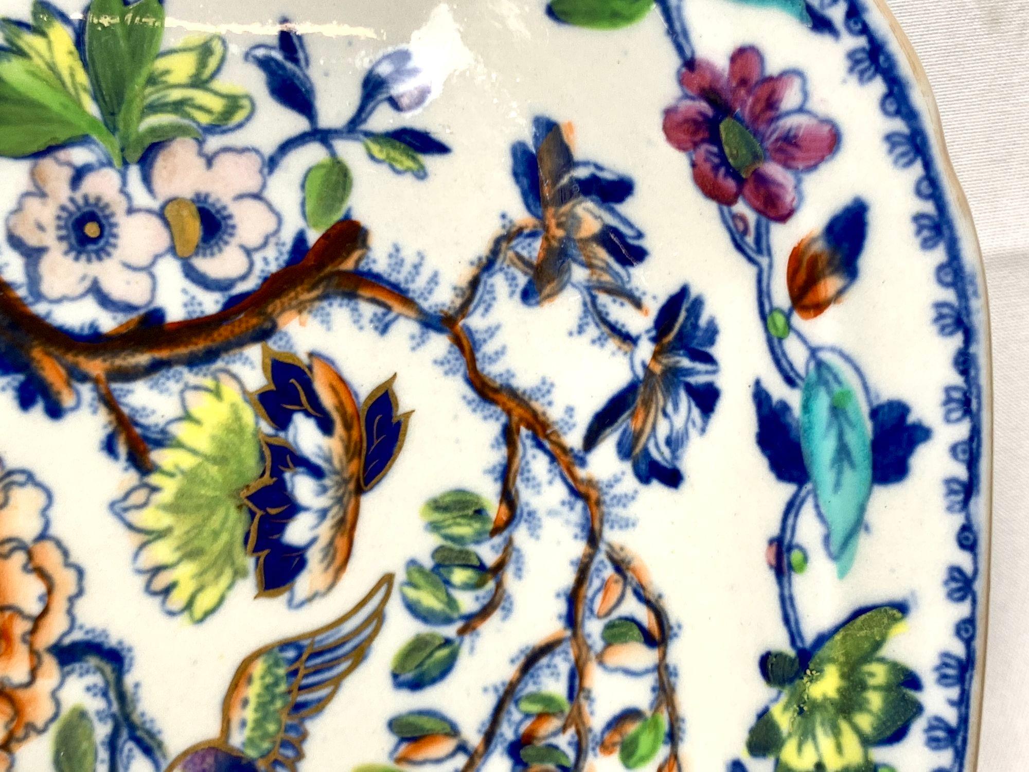 Pareja de platitos de postre Flying Bird de Davenport England Circa 1840 siglo XIX