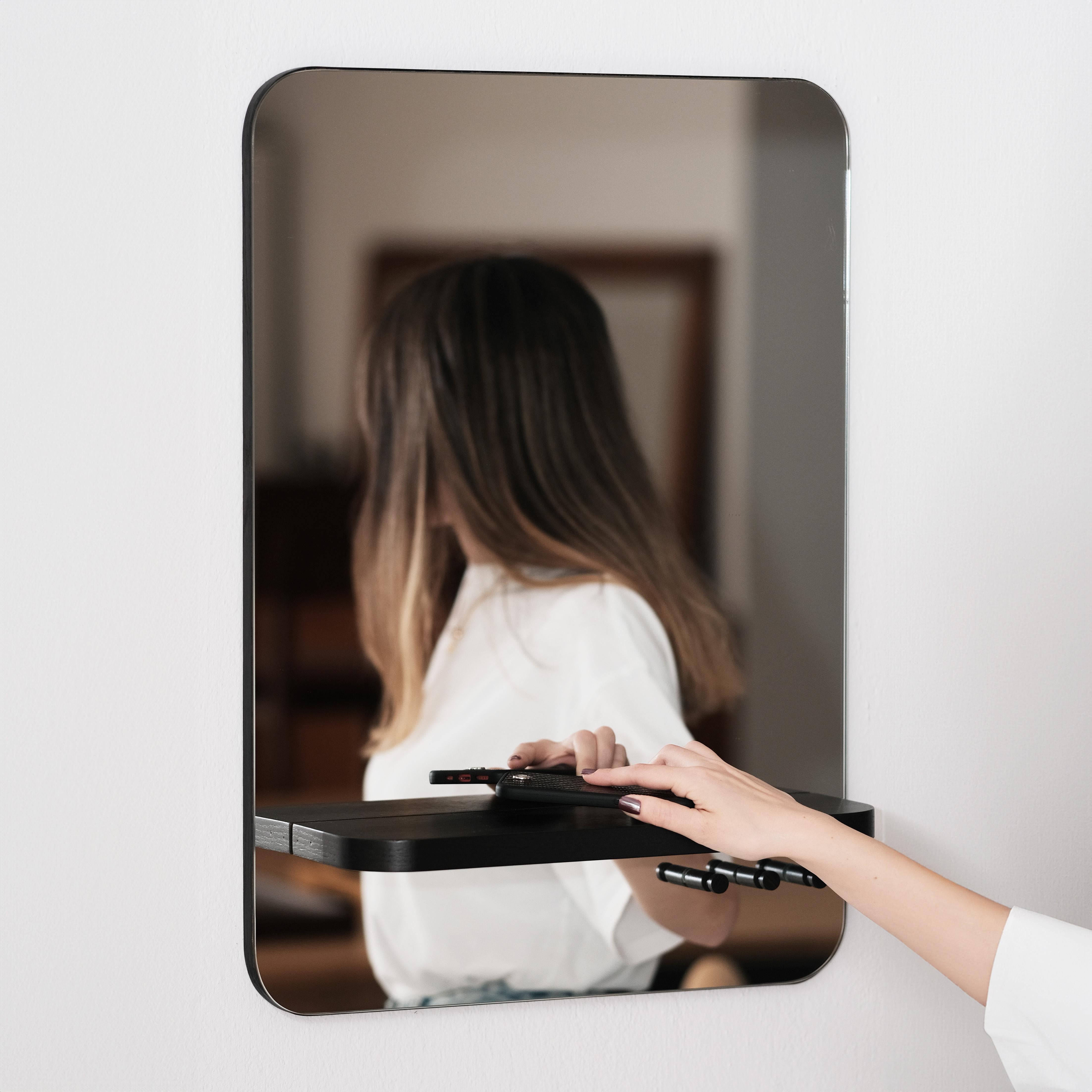 - Combining style with practicality, Rectangle Mirror with Shelf would look perfect in a hallway, bathroom, or bedroom. The addition of the little shelf is great for storing beauty products, candles, small plants, or ornaments. 
-The flying mirror