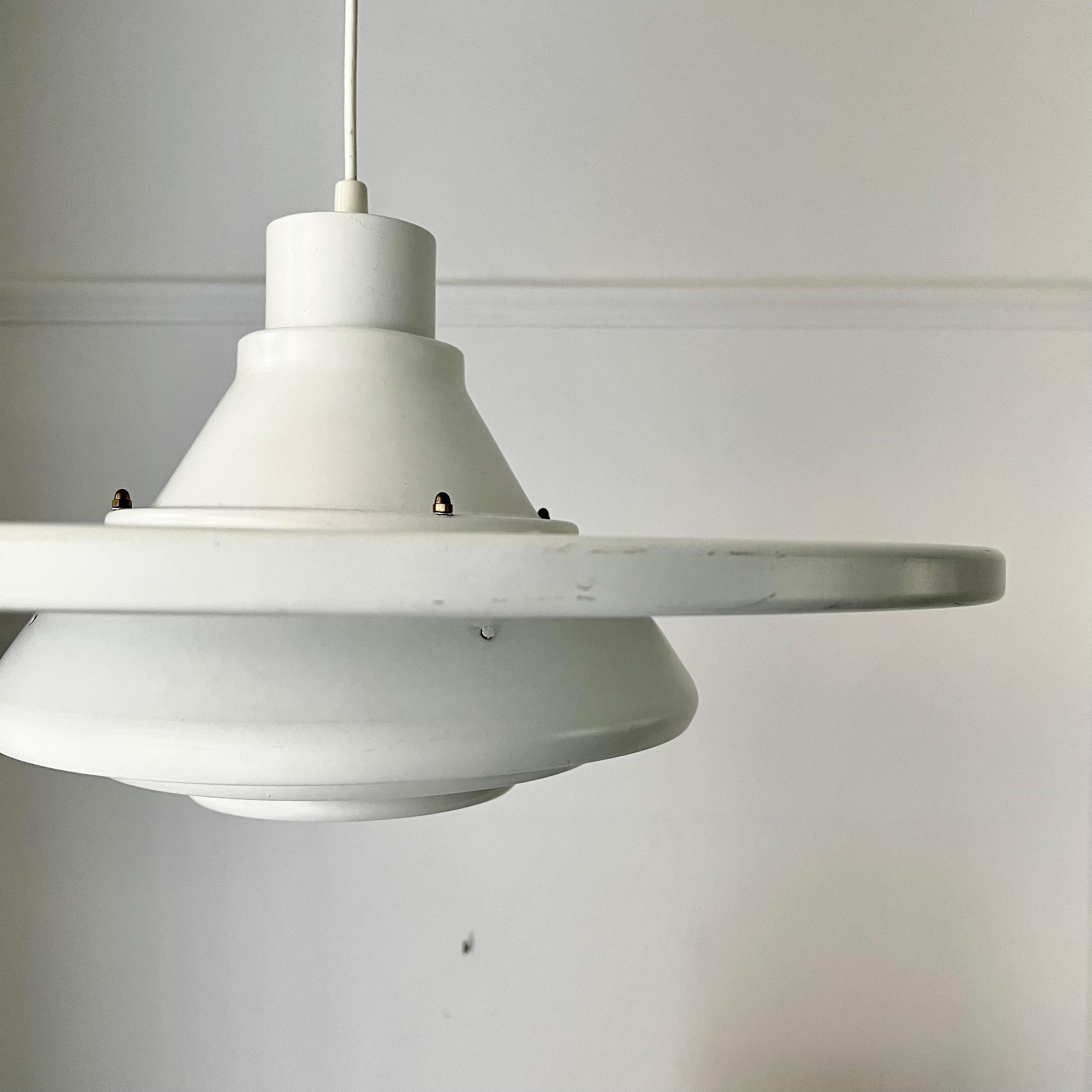Flying Saucer Pendant Light by Alvar Aalto, Finland In Good Condition In London, GB