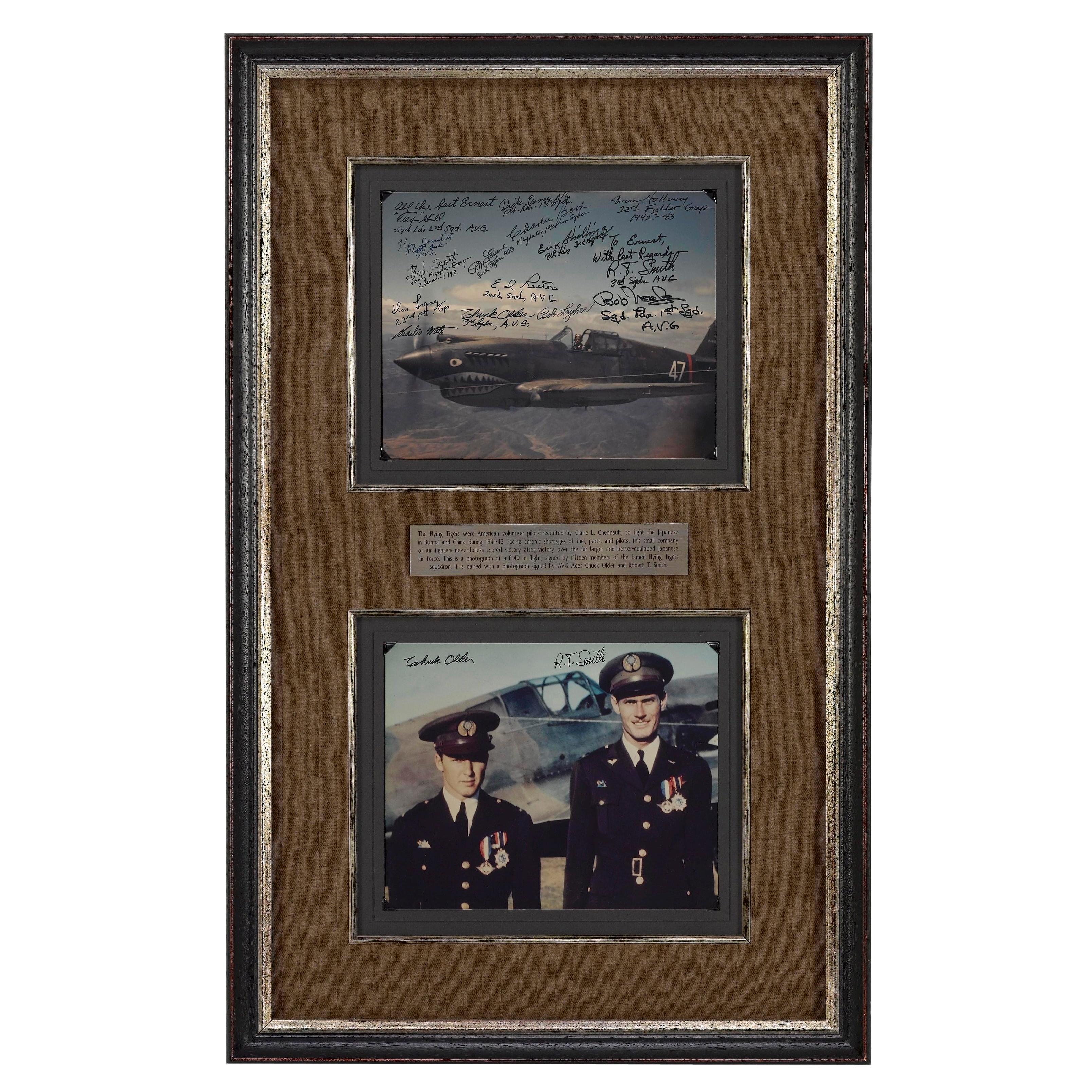 Collage der Unterschriften der Piloten der Flying Tigers im Angebot