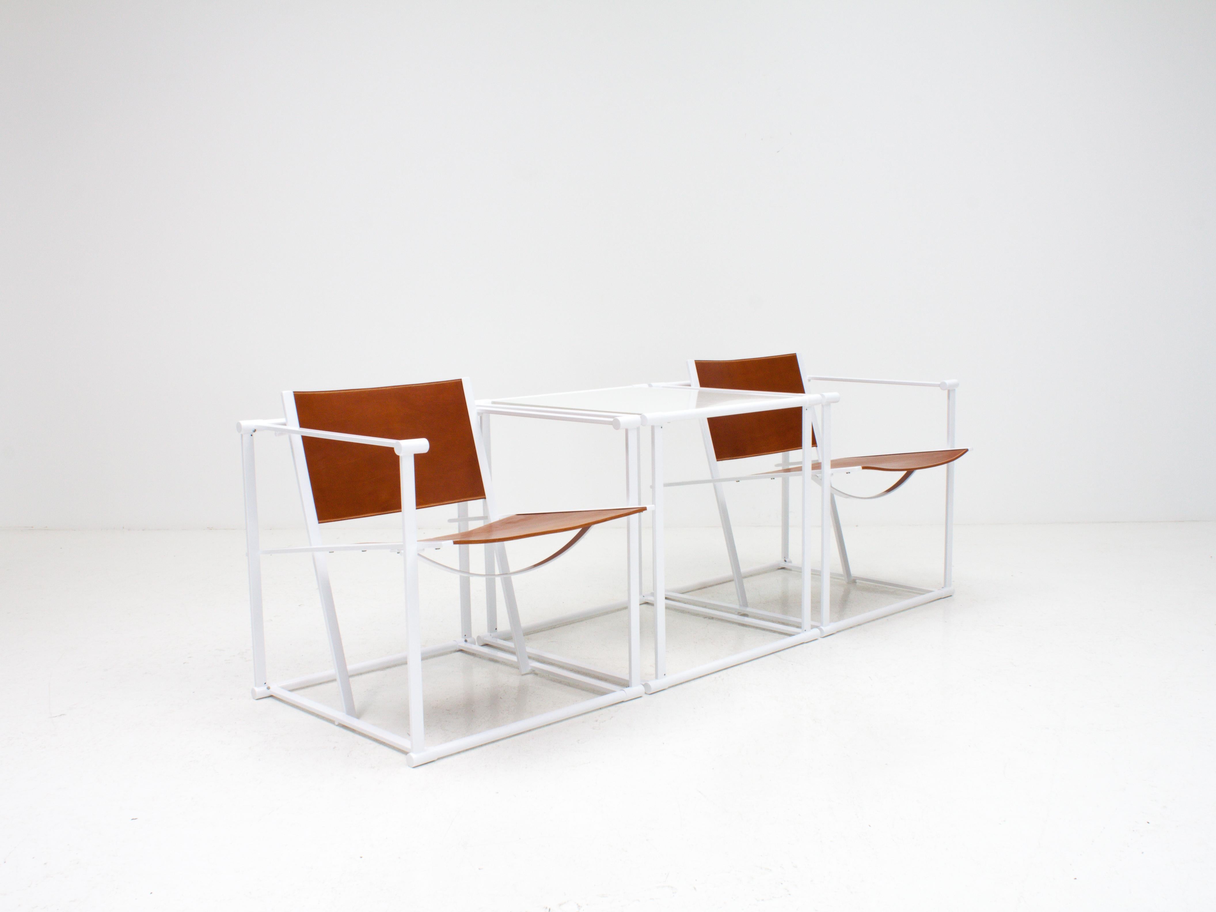 FM62 Steel & Leather Chairs & Side Table by Radboud Van Beekum for Pastoe, 1980s In Good Condition In London Road, Baldock, Hertfordshire