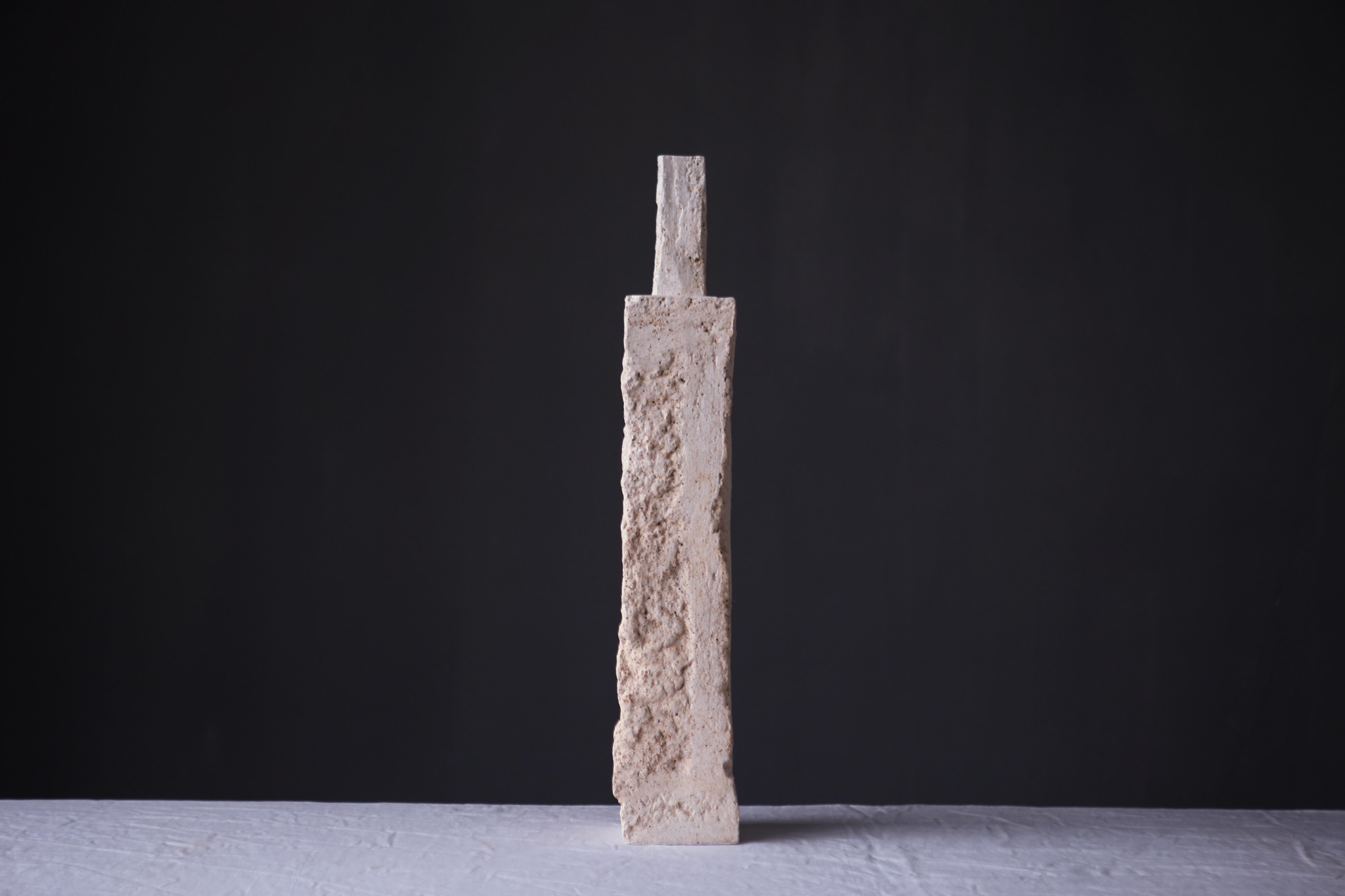 Foam-stone Inspired Handmade Ceramic Vases (Set of 3 )-  Rustic Textured Surface In New Condition For Sale In 景德镇市, CN