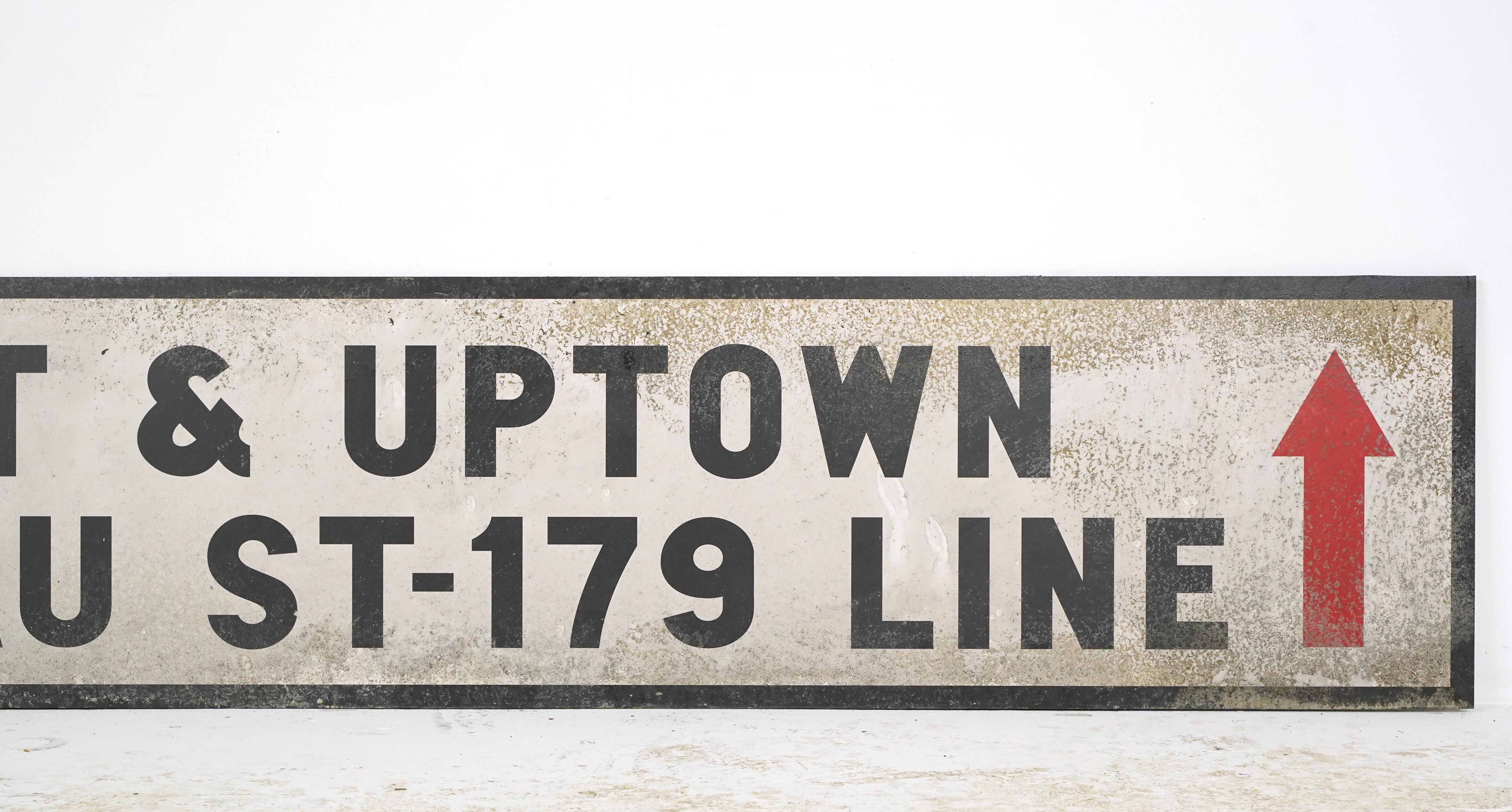 XXIe siècle et contemporain Panneau en mousse BMT NASSAU ST-179 Film Prop Sign NYC Subway en vente