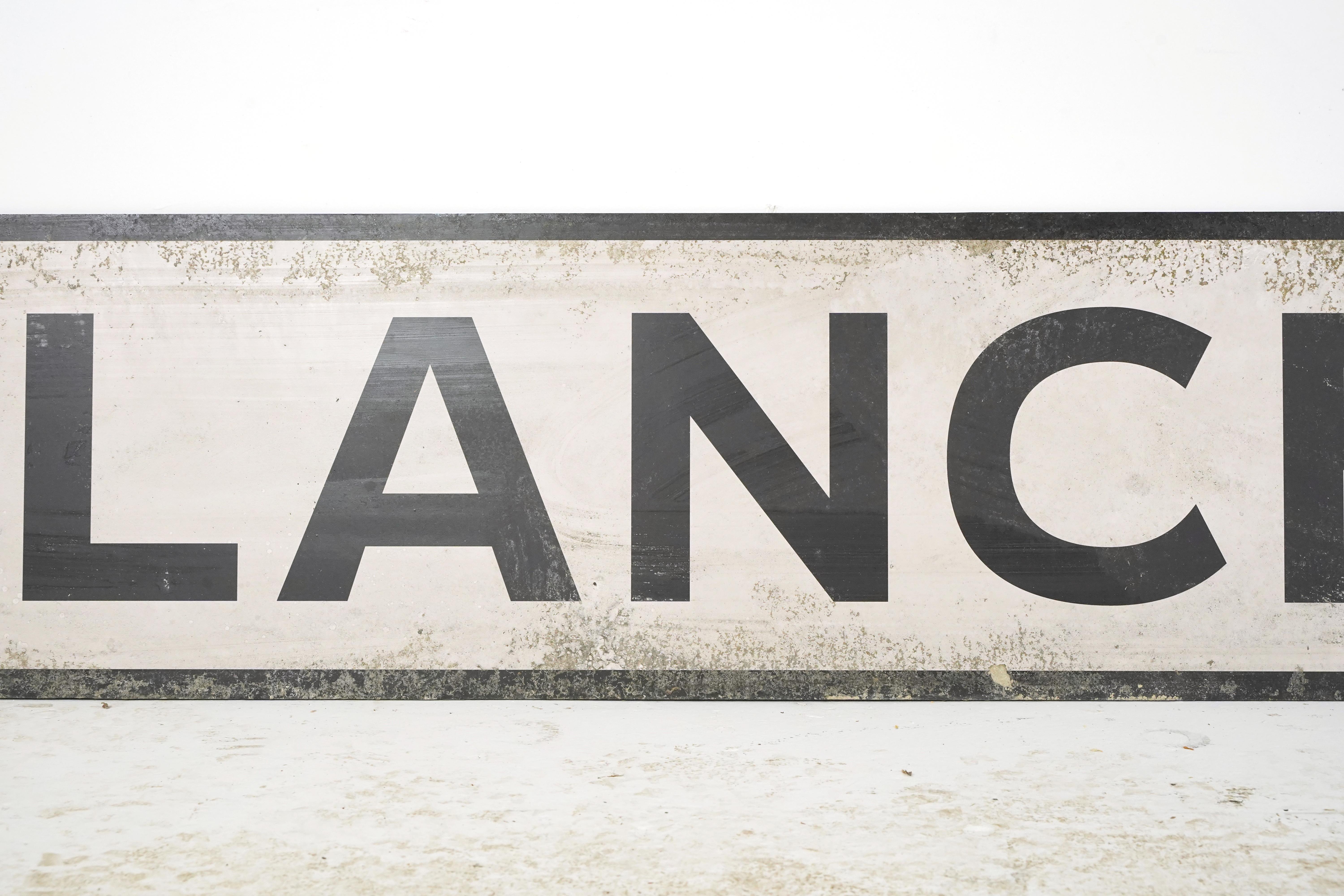 Schaumstoffplatte Delancey Street Film Requisitenschild NYC Subway im Angebot 2