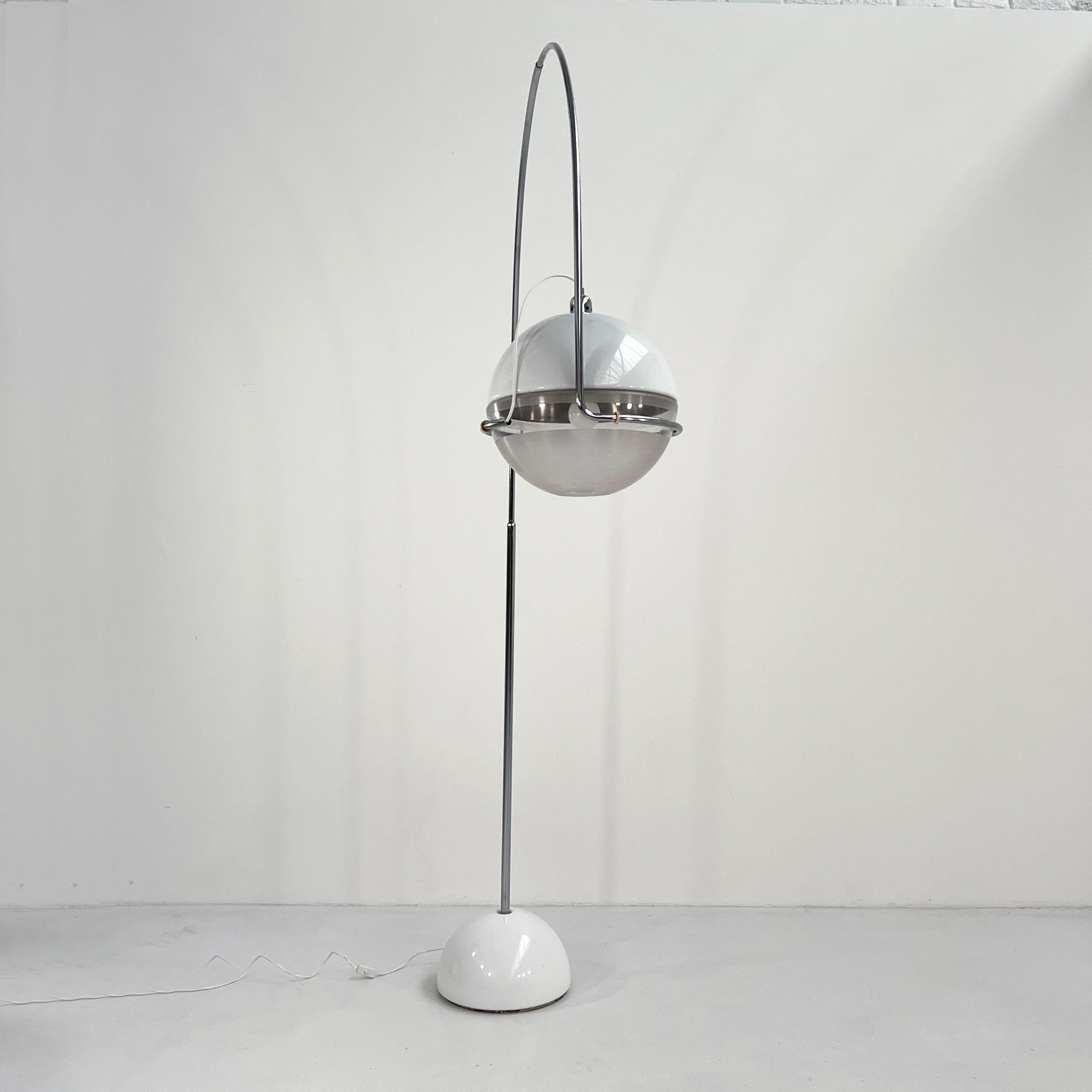 Late 20th Century Focus Arc Floor Lamp by Fabio Lenci for Guzzini, 1970s For Sale