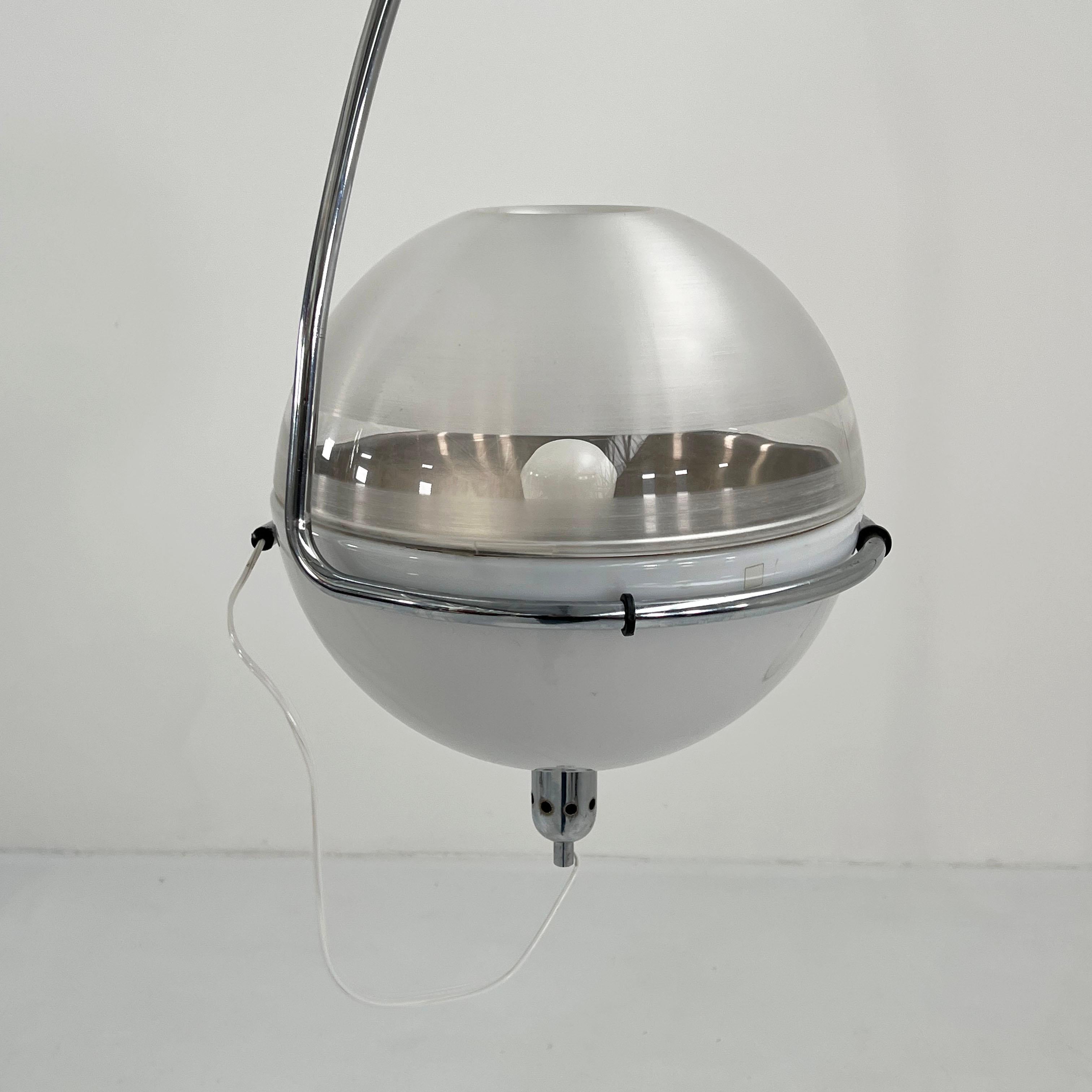 Focus Arc Floor Lamp by Fabio Lenci for Guzzini, 1970s In Good Condition For Sale In Ixelles, Bruxelles