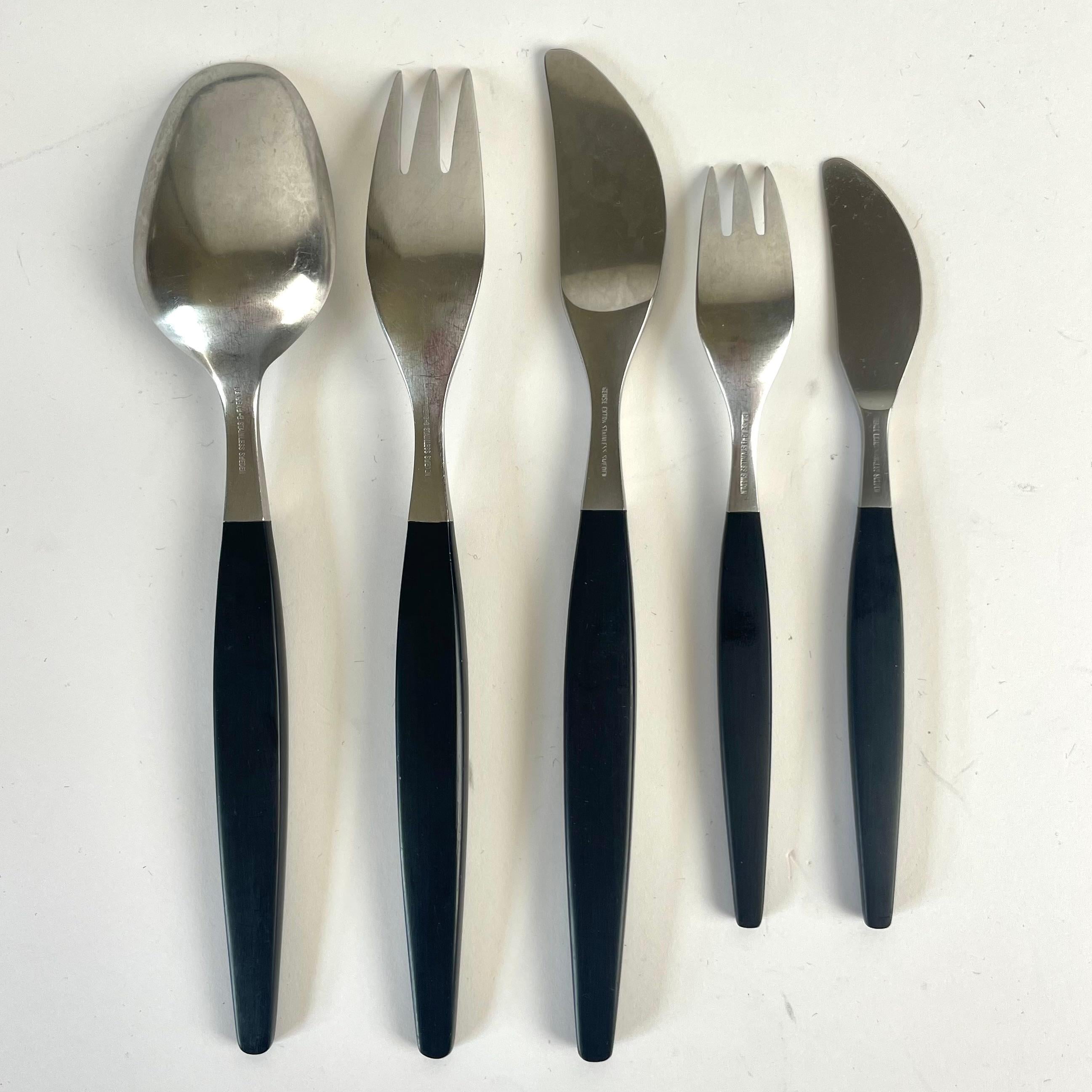 “Focus de Luxe” Flatware Set by Folke Arström for Gense, Sweden, 1950s im Angebot 5
