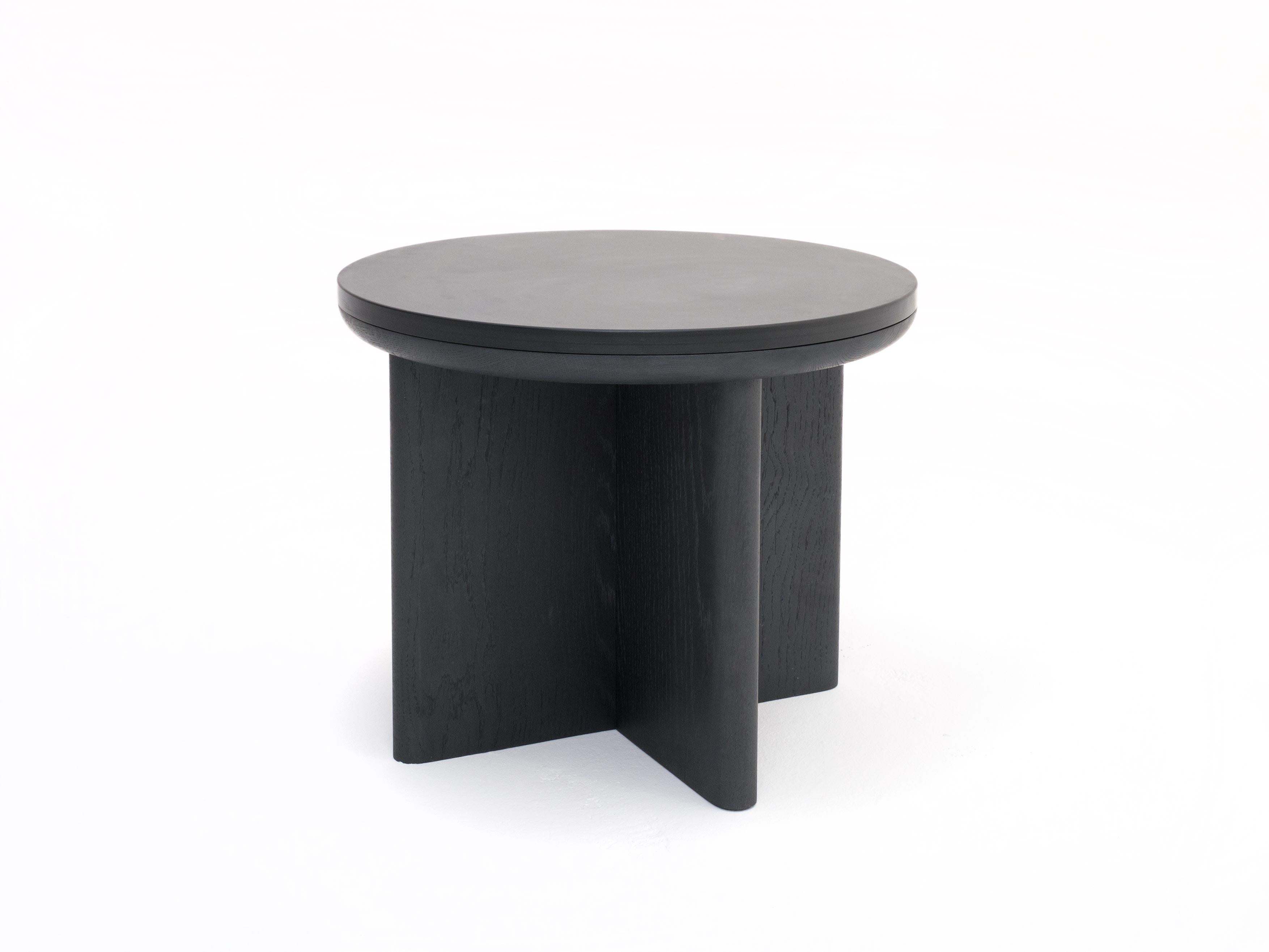 Focus, Mesa auxiliar contemporánea de roble negro macizo y pizarra galesa by Made in Ratio Minimalista en venta