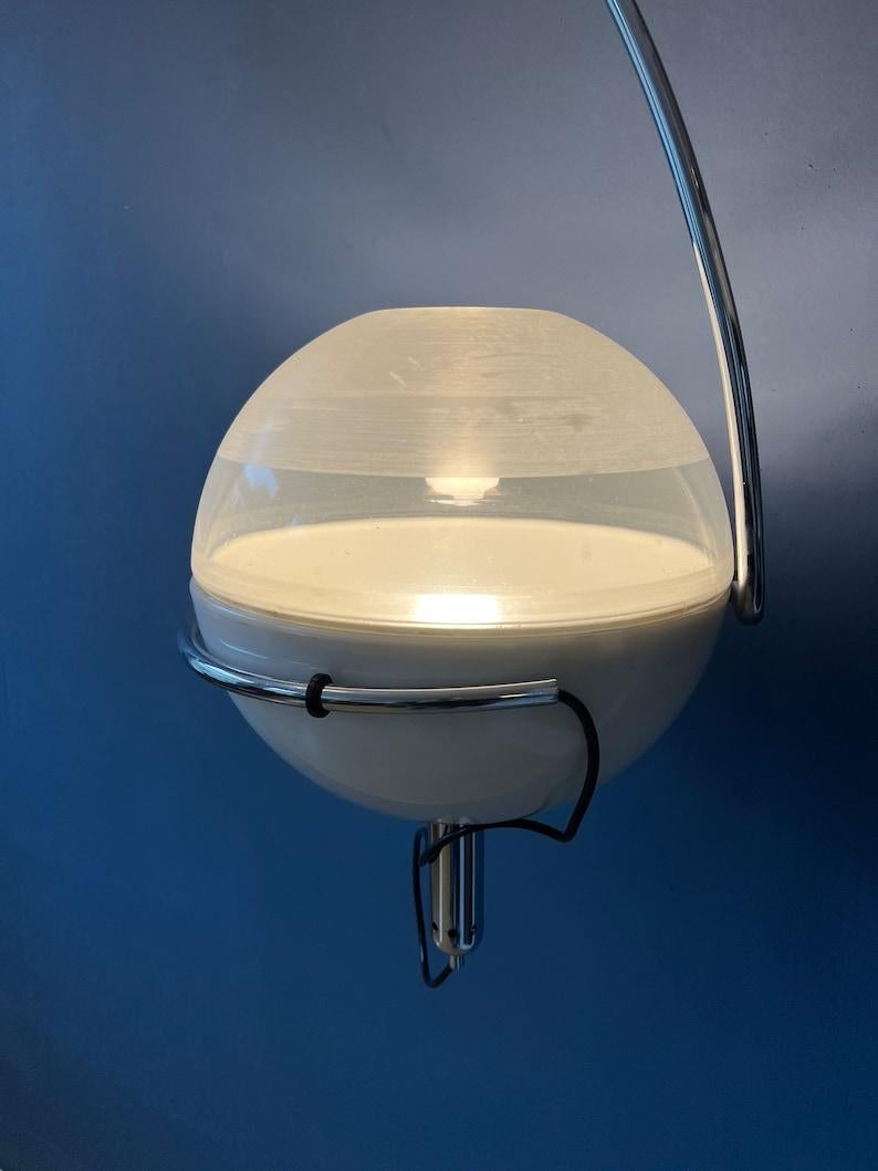 Focus Space Age Arc Floor Lamp by Fabio Lenci for Guzzini, 1970s In Good Condition For Sale In ROTTERDAM, ZH
