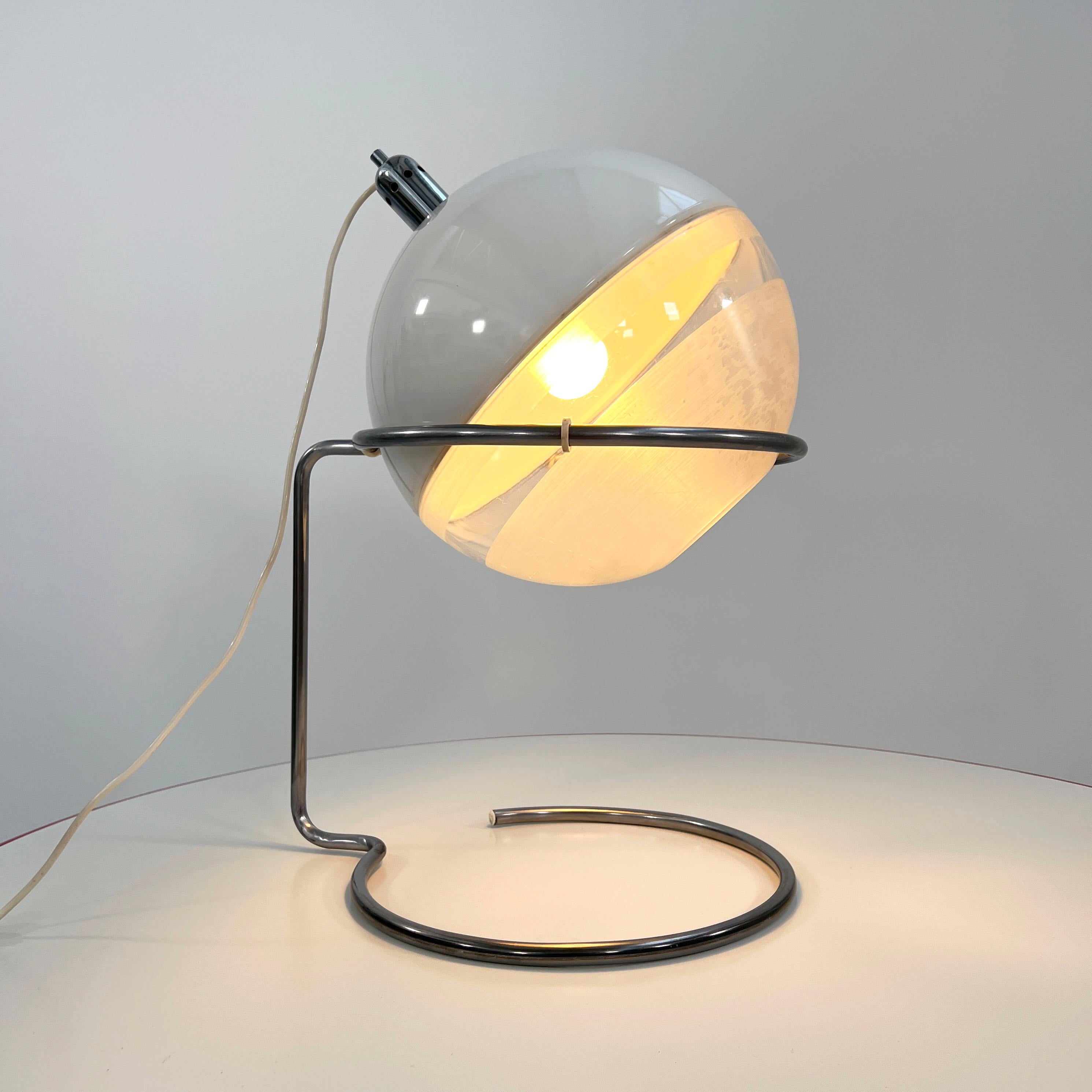 Late 20th Century Focus Table Lamp by Fabio Lenci for Guzzini, 1970s For Sale