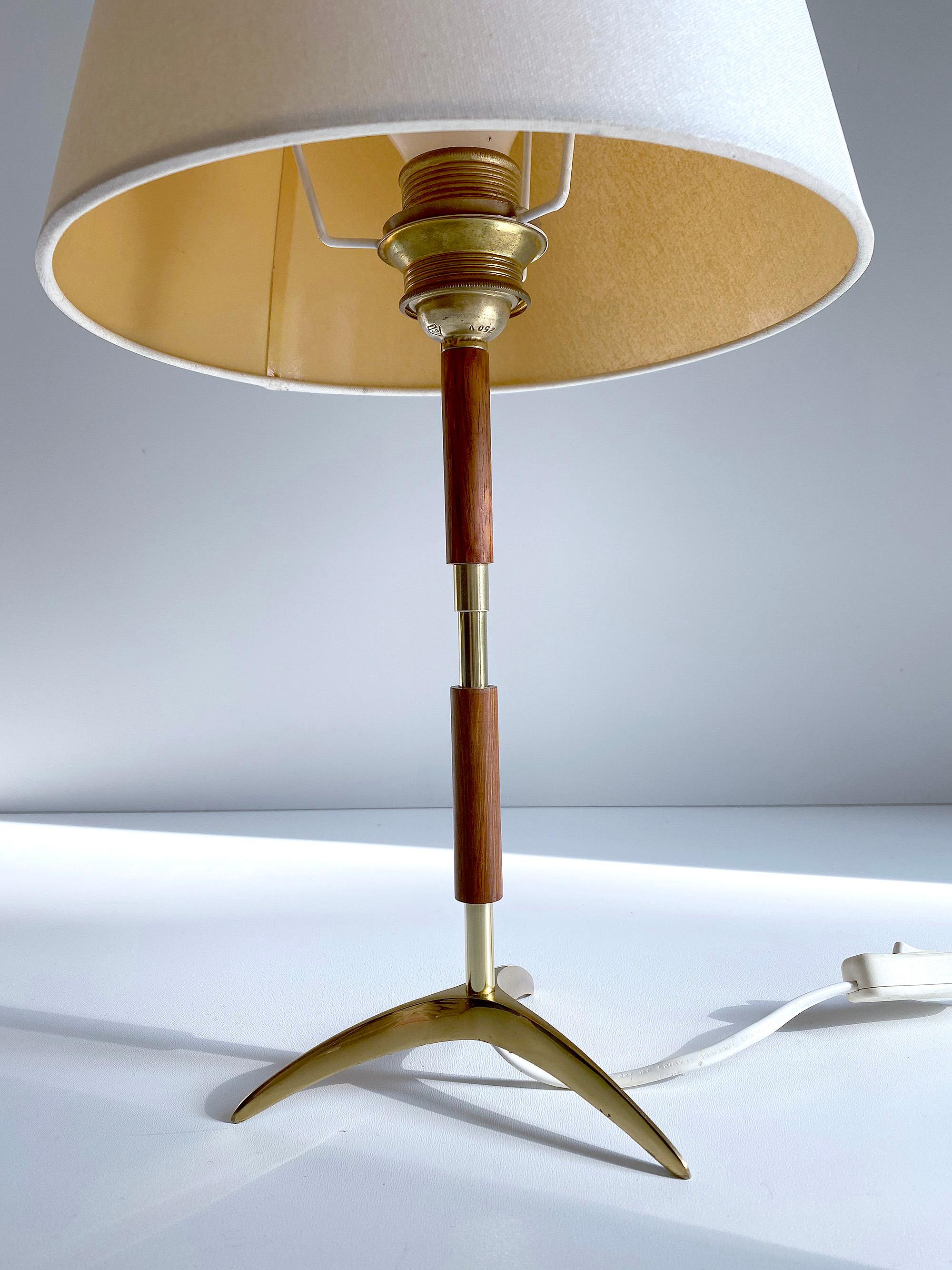 Fog & Mørup Desk /  Table Lamp, Danish Modern, Bronze Brass Teak, 1960s  For Sale 3