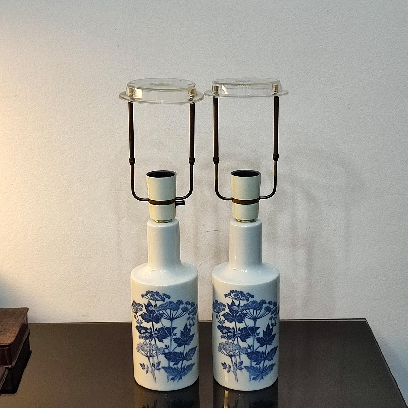 Scandinavian Modern Pair of Porcelain Table Lamps by Fog & Morup for Royal Copenhagen, Denmark 1960s For Sale