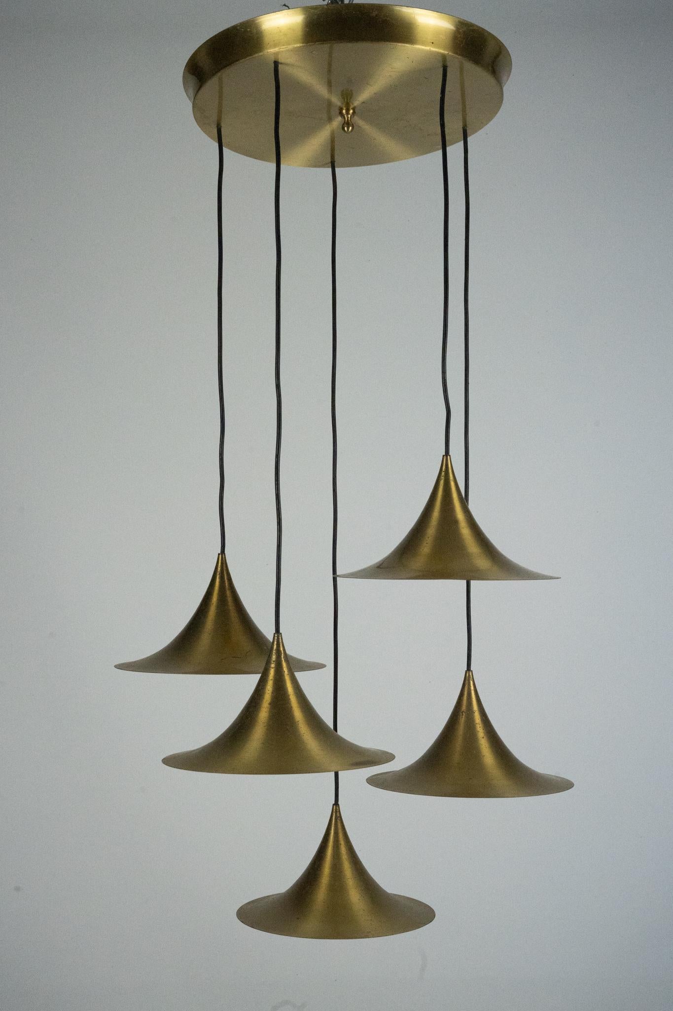 Fog & Morup, Midcentury Brass Pendant with Five Pendant Drops. Danmark, 1960s For Sale 10