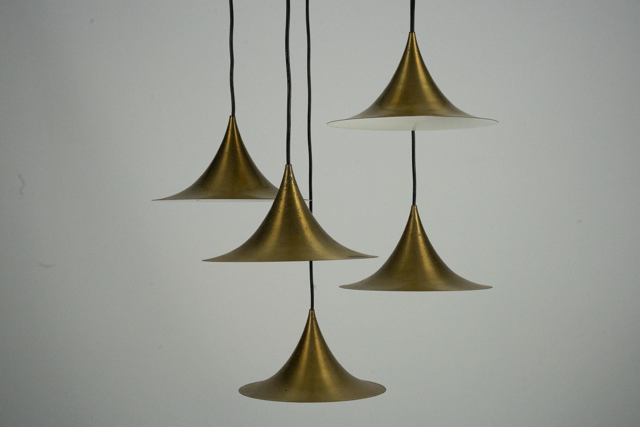 Mid-Century Modern Fog & Morup, Midcentury Brass Pendant with Five Pendant Drops. Danmark, 1960s For Sale