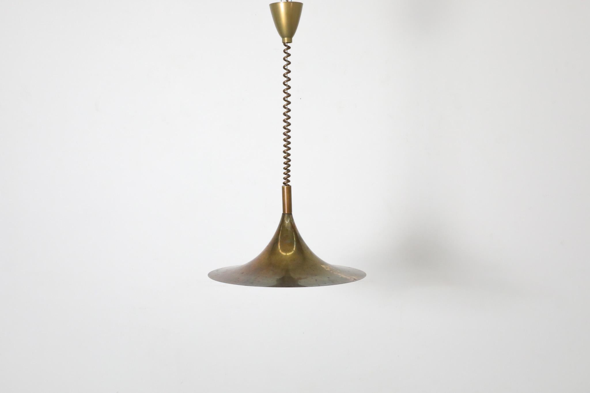 Mid-Century moderno Lampada a sospensione 'Semi' in ottone Fog & Mørup di Claus Bonderup & Torsten Thorup in vendita