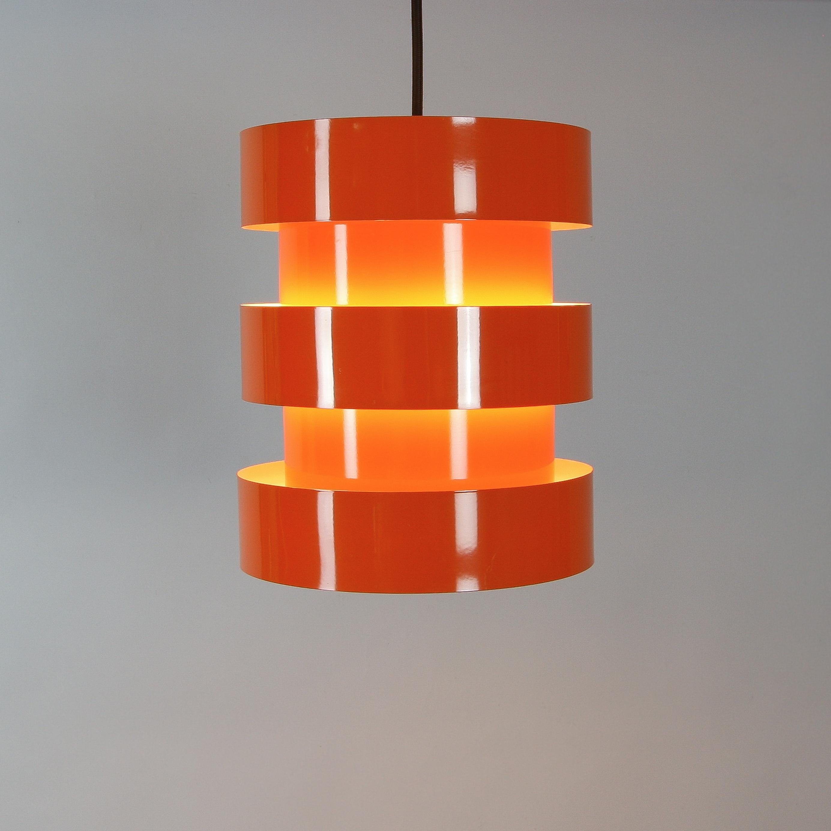 Fog & Mørup Orange Pendant Light, Denmark, 1960s (Moderne der Mitte des Jahrhunderts)