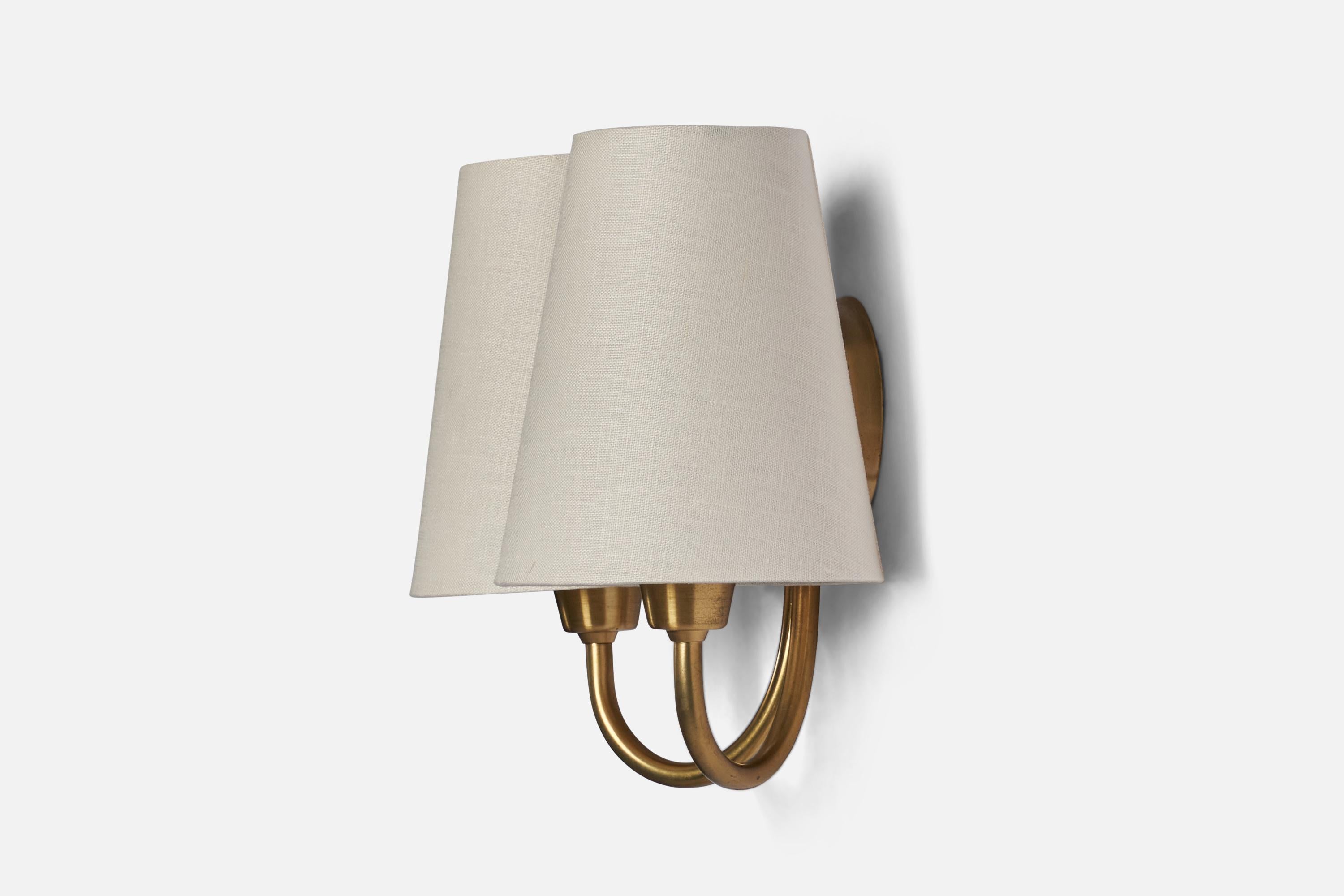 Fog & Mørup, Wall Light, Brass, Fabric, Denmark, 1950s In Good Condition For Sale In High Point, NC