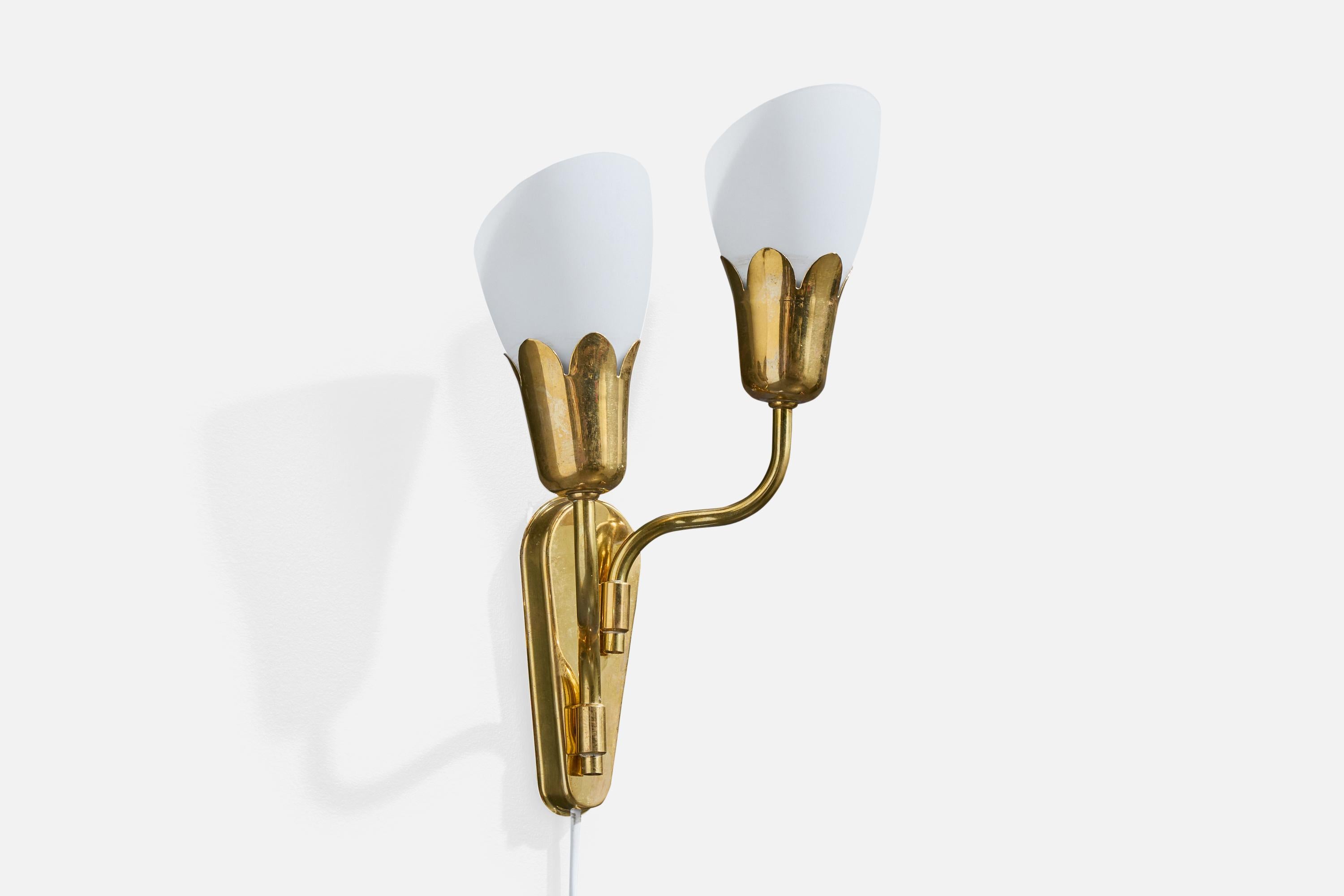 Mid-Century moderno Fog & Mørup, Applique, Ottone, Vetro, Danimarca, anni '1950 in vendita