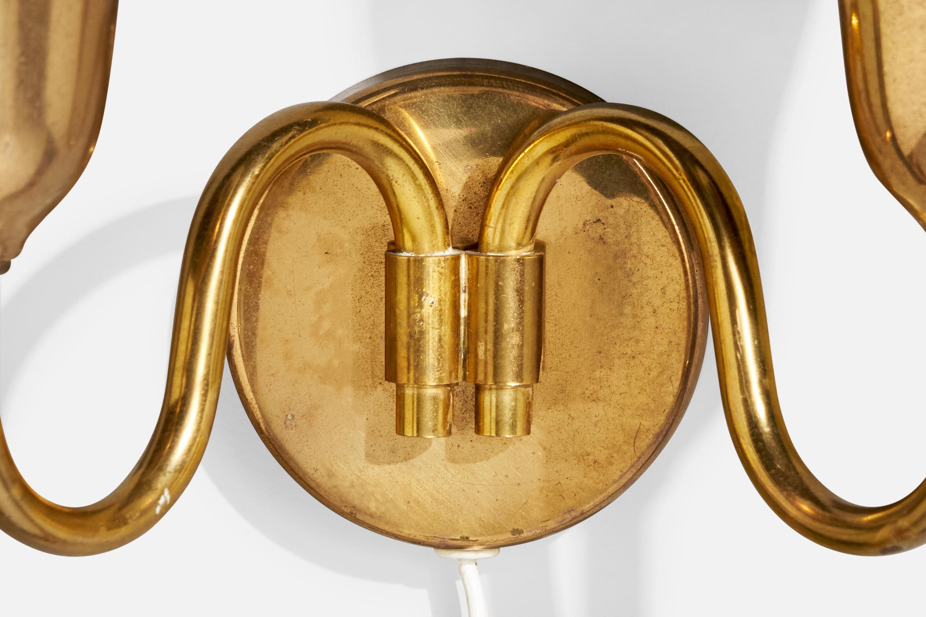 Fog & Mørup, Wall Light, Brass, Glass, Denmark, 1950s In Good Condition For Sale In High Point, NC