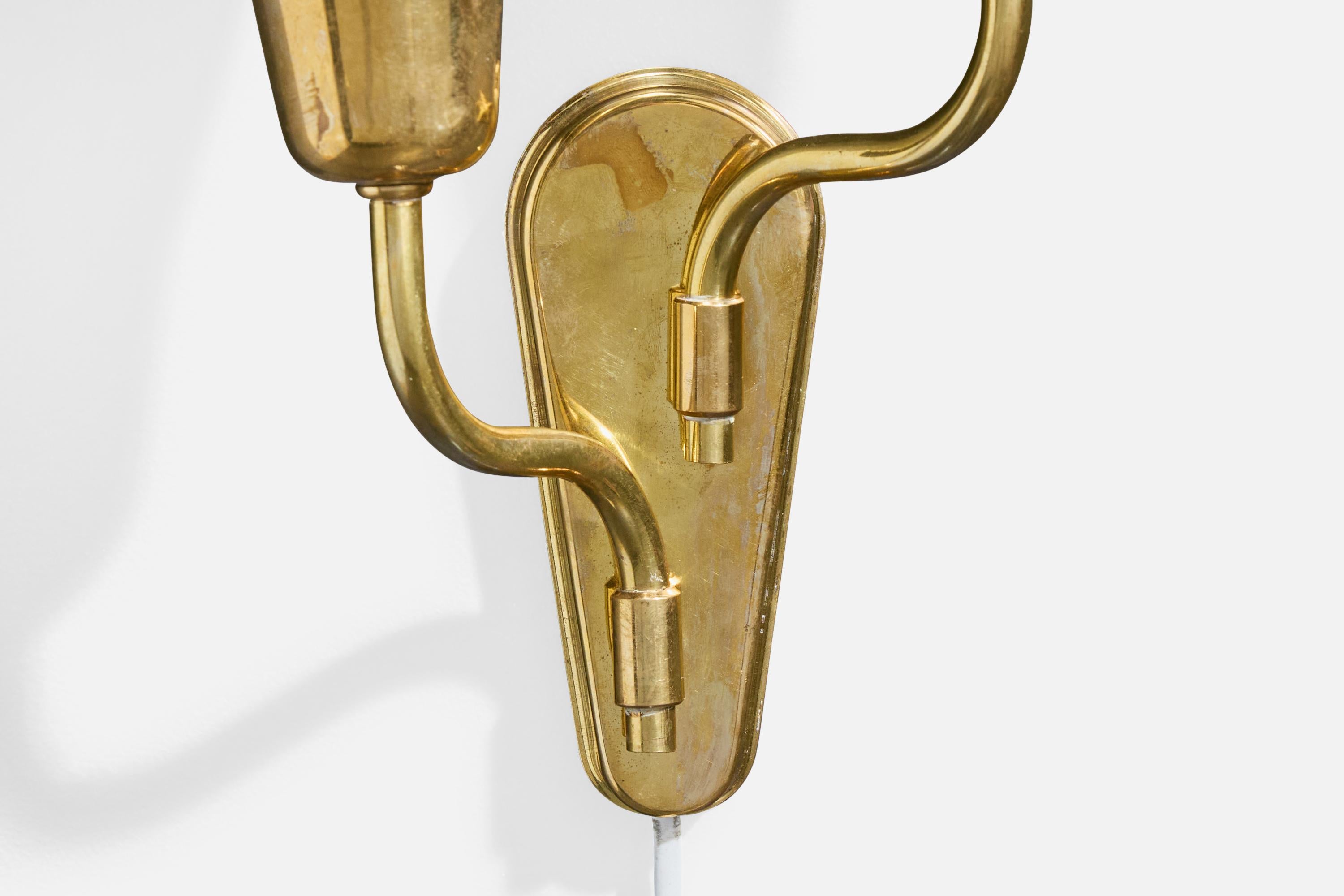 Fog & Mørup, Applique, Ottone, Vetro, Danimarca, anni '1950 In condizioni buone in vendita a High Point, NC