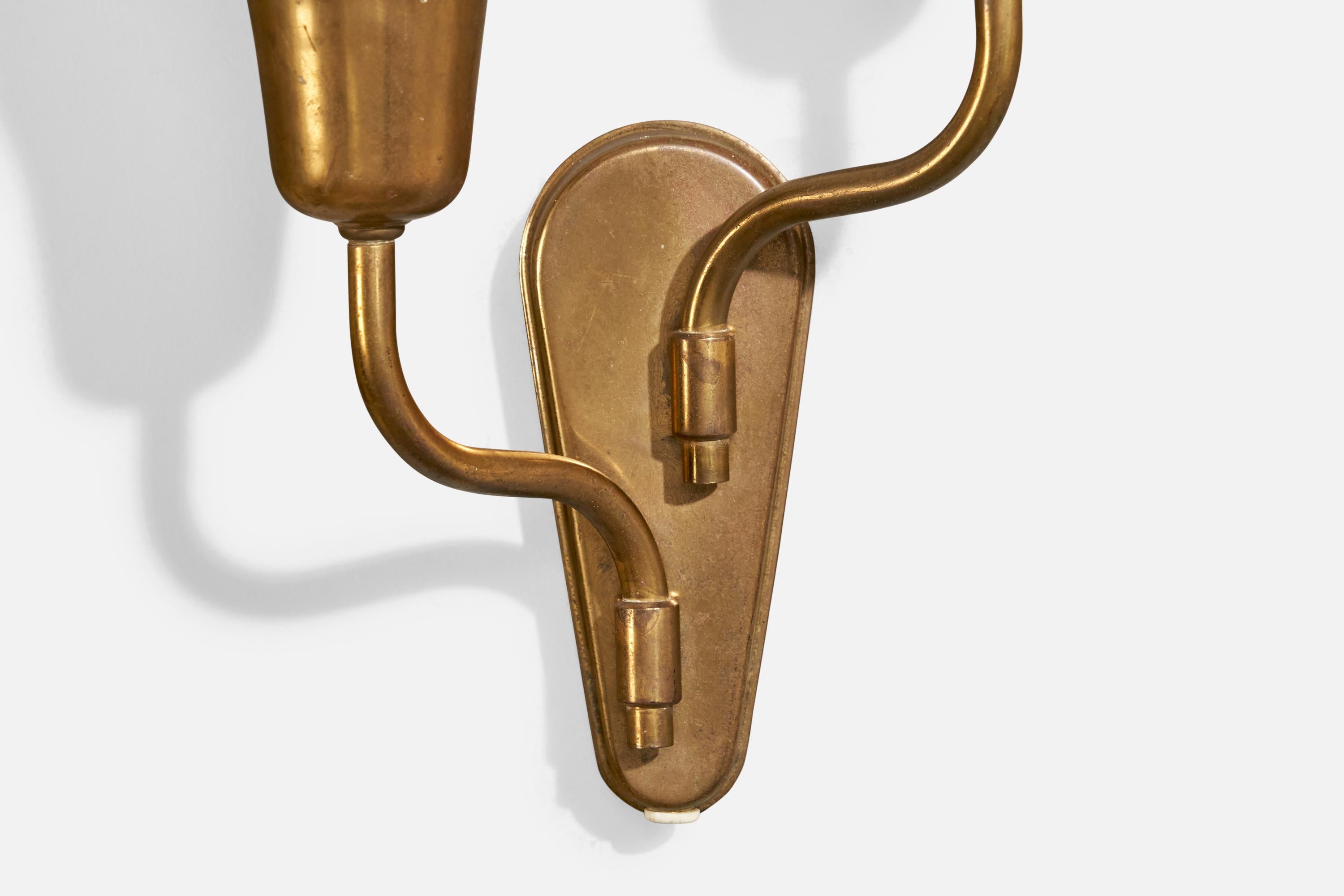 Fog & Mørup, Wall Light, Brass, Glass, Denmark, 1950s For Sale 1
