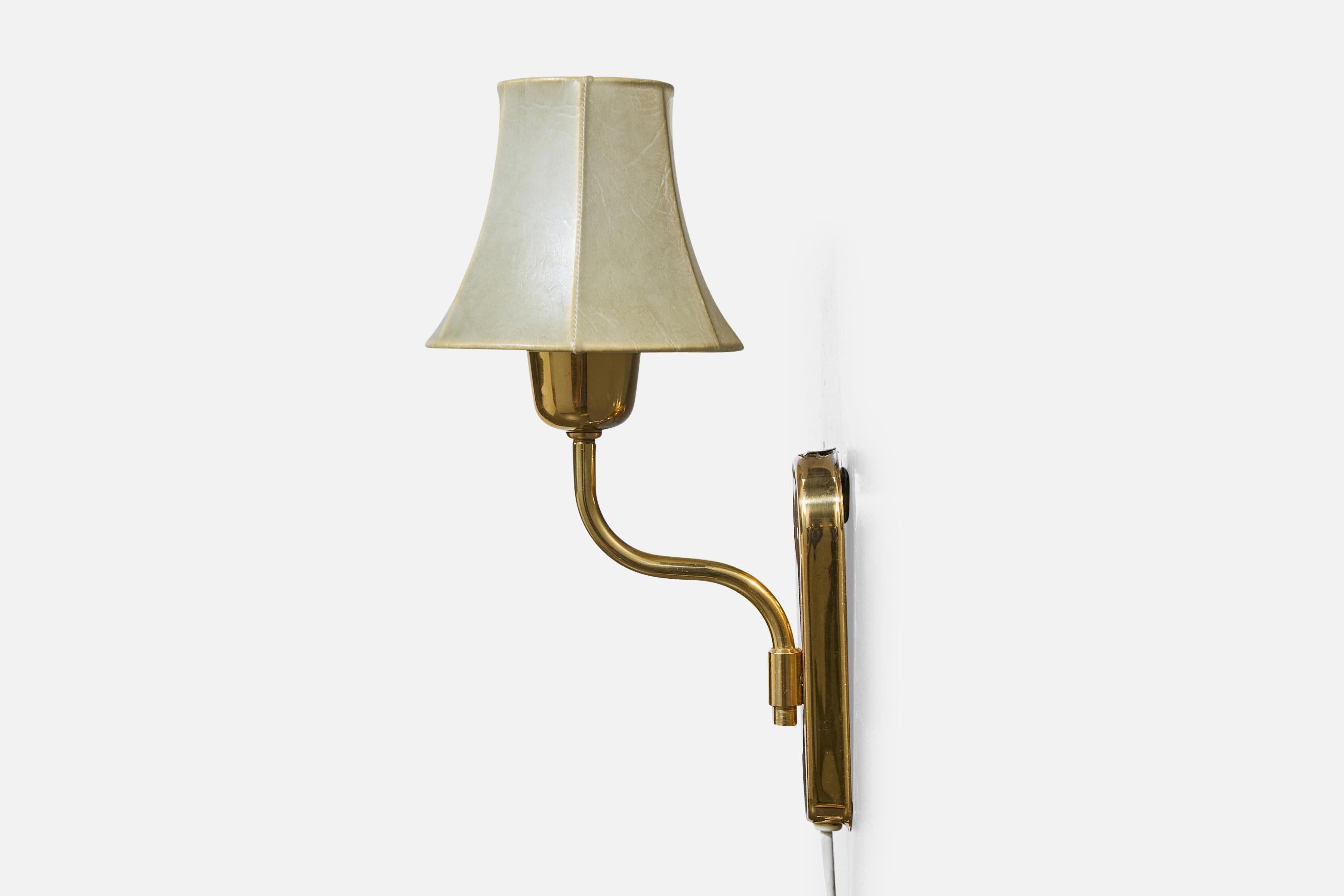 Fog & Mørup, Applique, Ottone, Resina, Danimarca, anni '50 In condizioni buone in vendita a High Point, NC