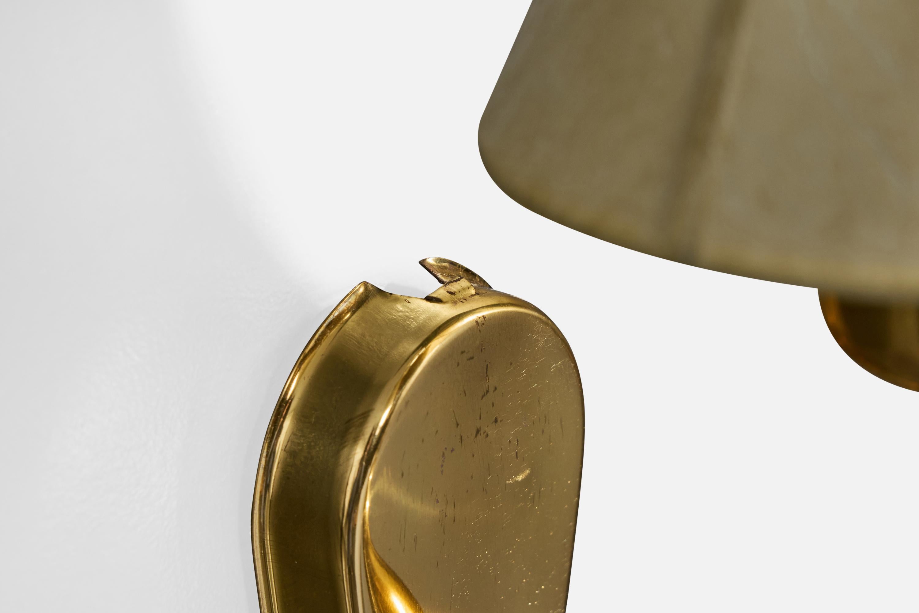 Fog & Mørup, Applique, Ottone, Resina, Danimarca, anni '50 in vendita 1