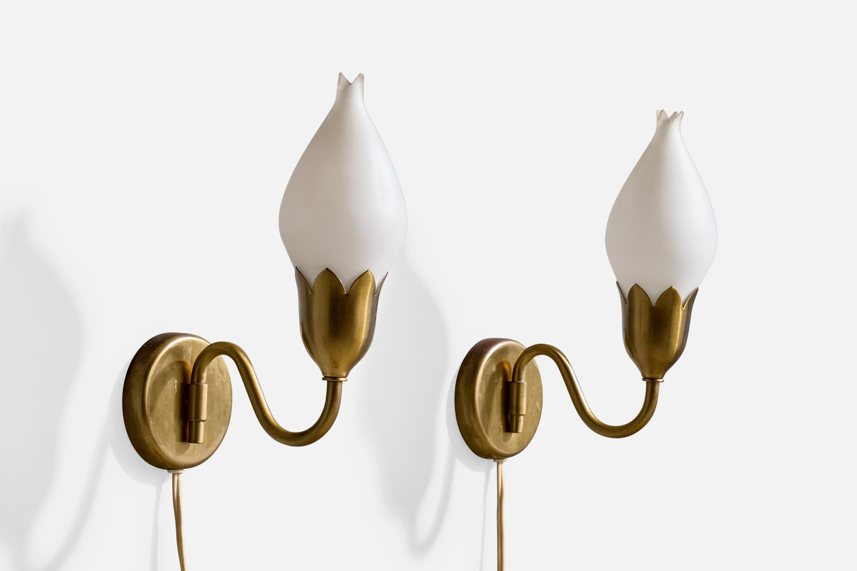 A pair of brass and white opaline glass wall light, designed and produced by Fog & Mørup, Denmark, c. 1950s.

Overall Dimensions (Inches): 10.0