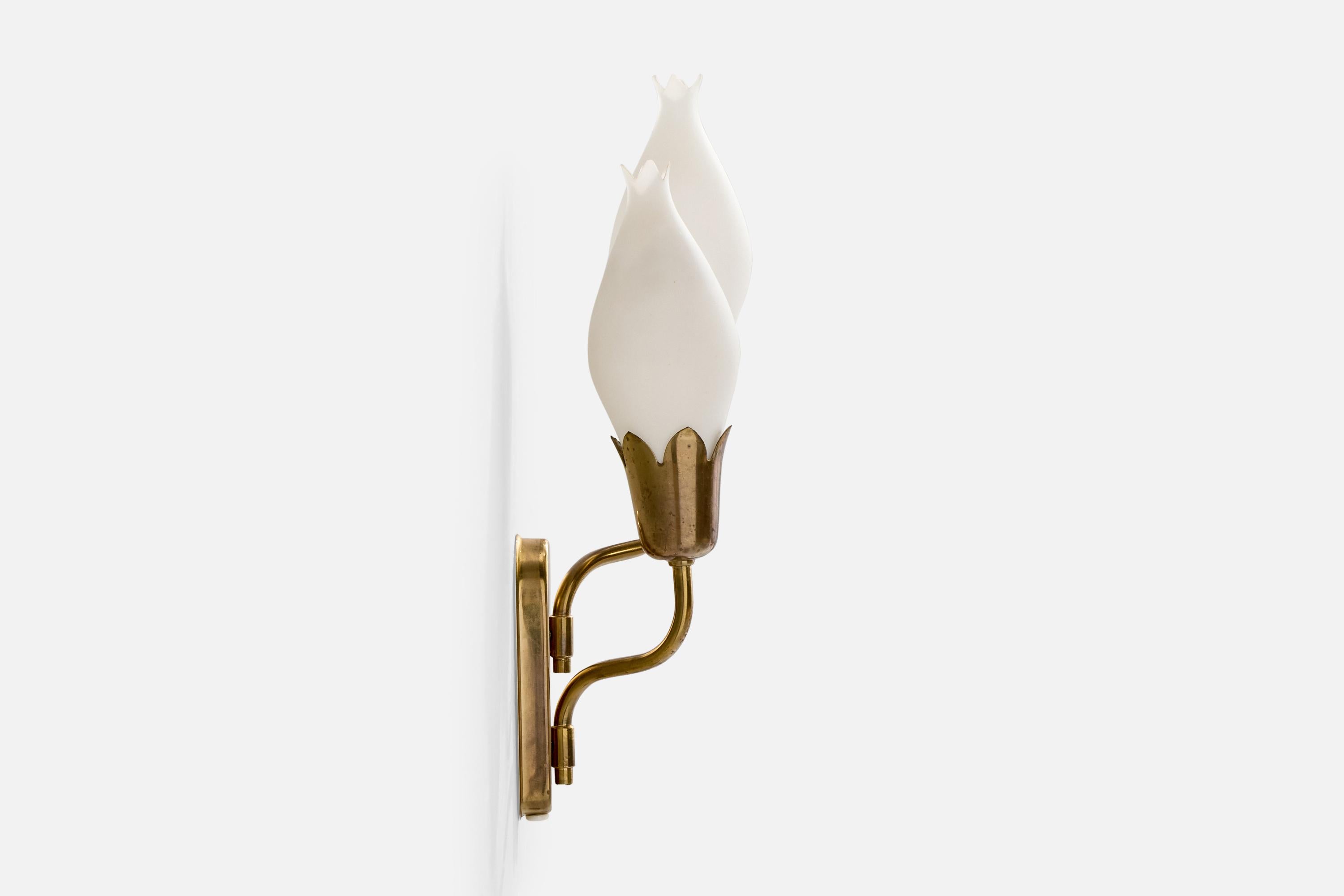Fog & Mørup, Wall Lights, Brass, Glass, Denmark, 1950s In Good Condition For Sale In High Point, NC