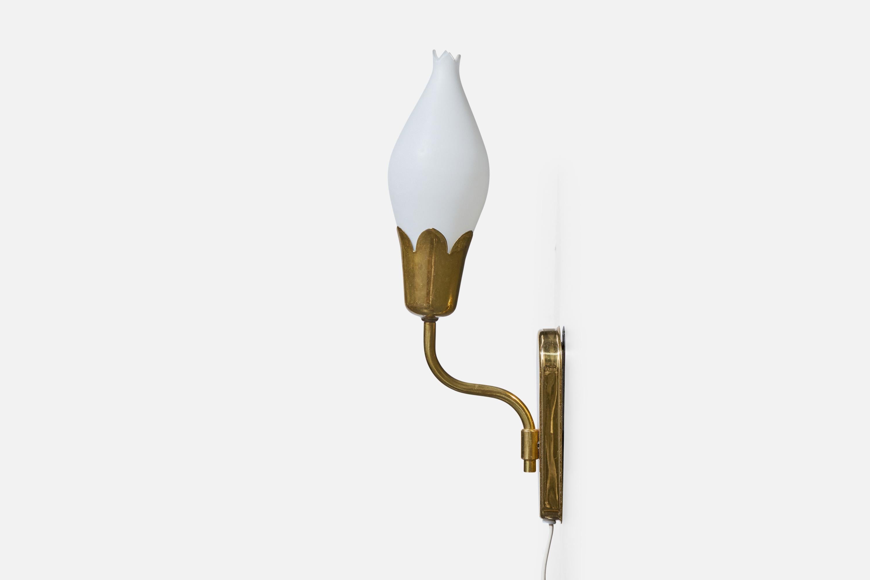 Fog & Mørup, Apliques, Latón, Cristal, Dinamarca, Década de 1950 en Bueno estado para la venta en High Point, NC