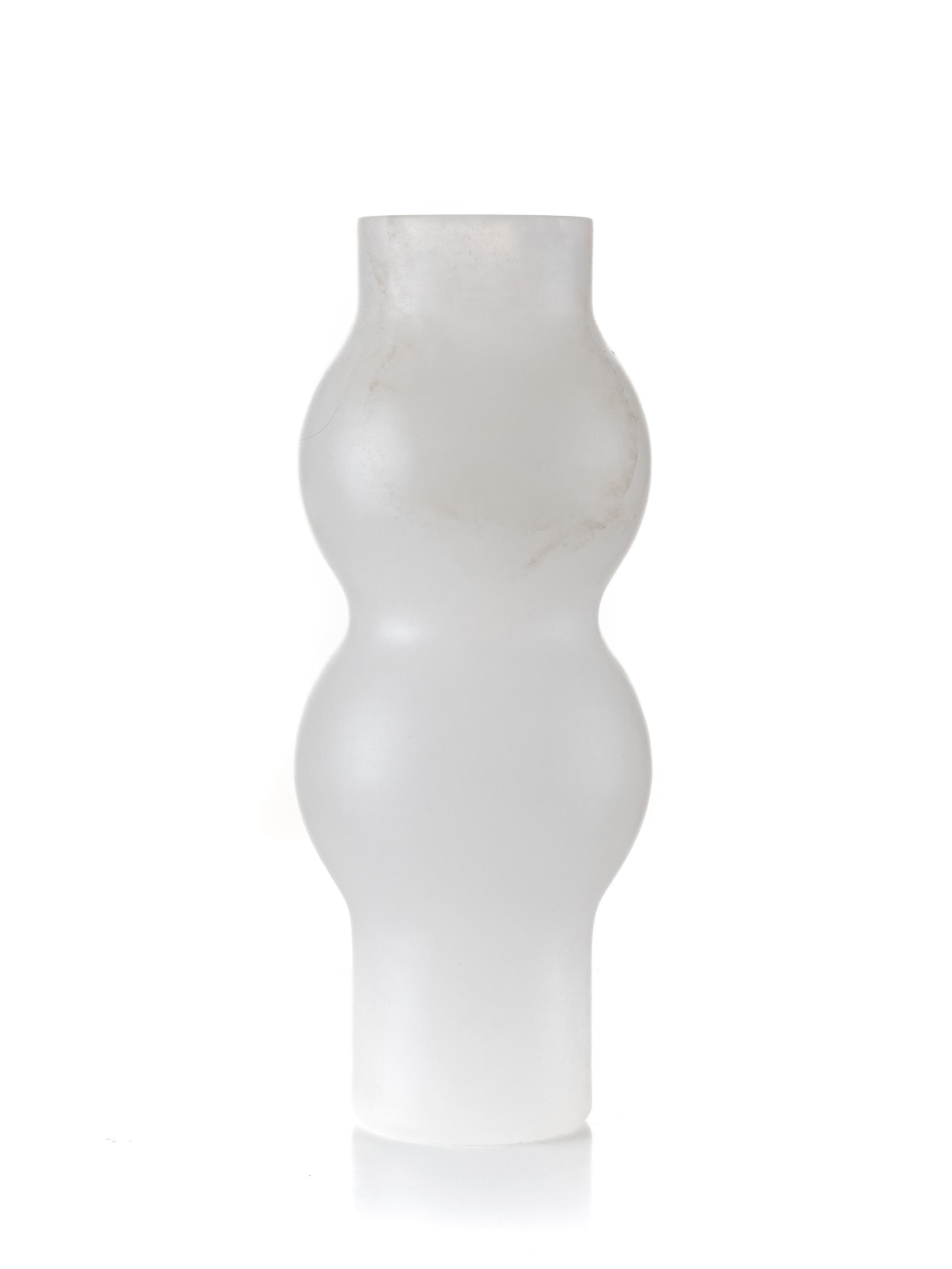 Fog Vase 01 in Alabaster For Sale 3