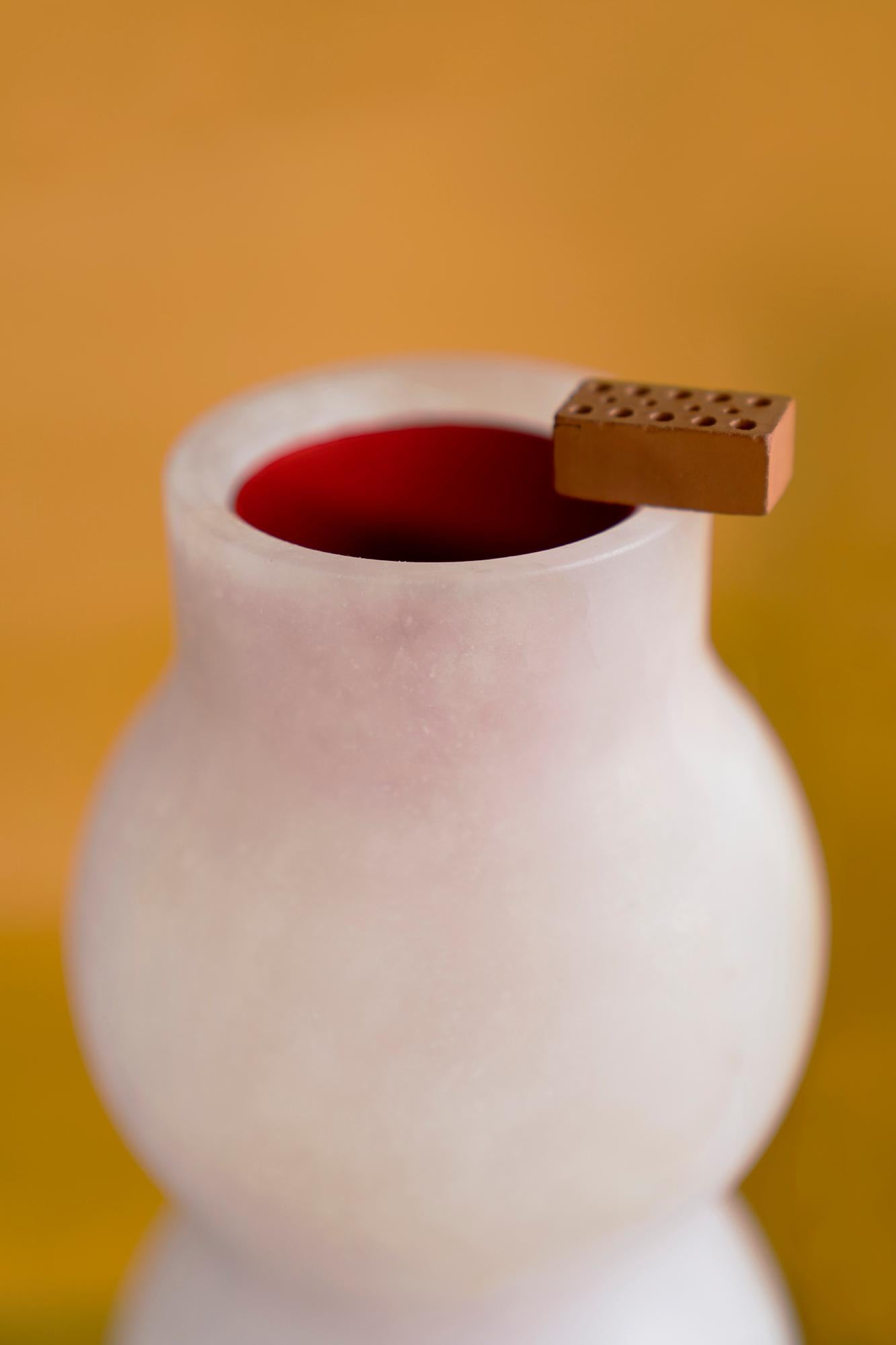 Hand-Crafted Fog Vase 01 in Alabaster For Sale