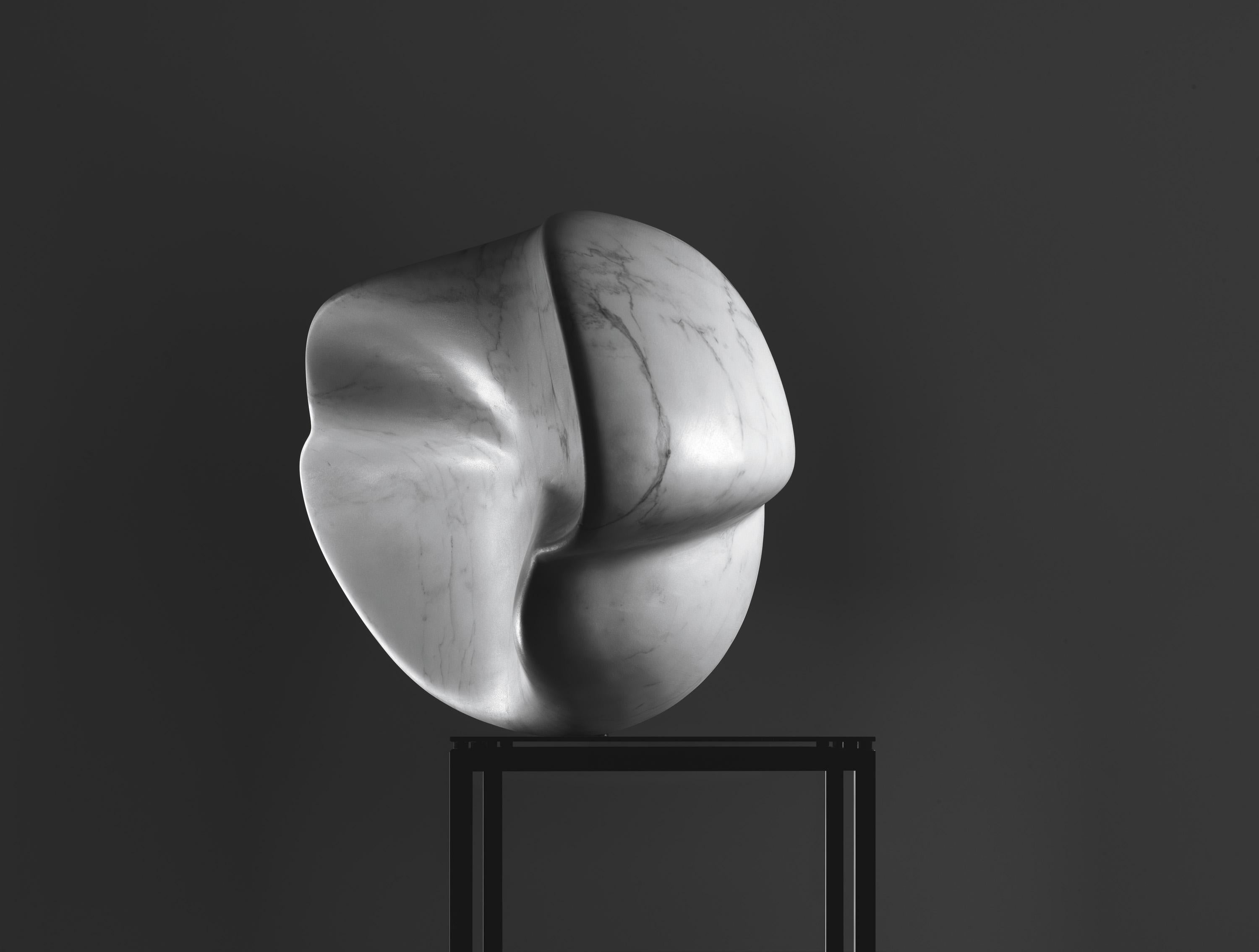 Foglia Femminile sculpture in Bianca Carrara marble. Perfect for garden or home decor.