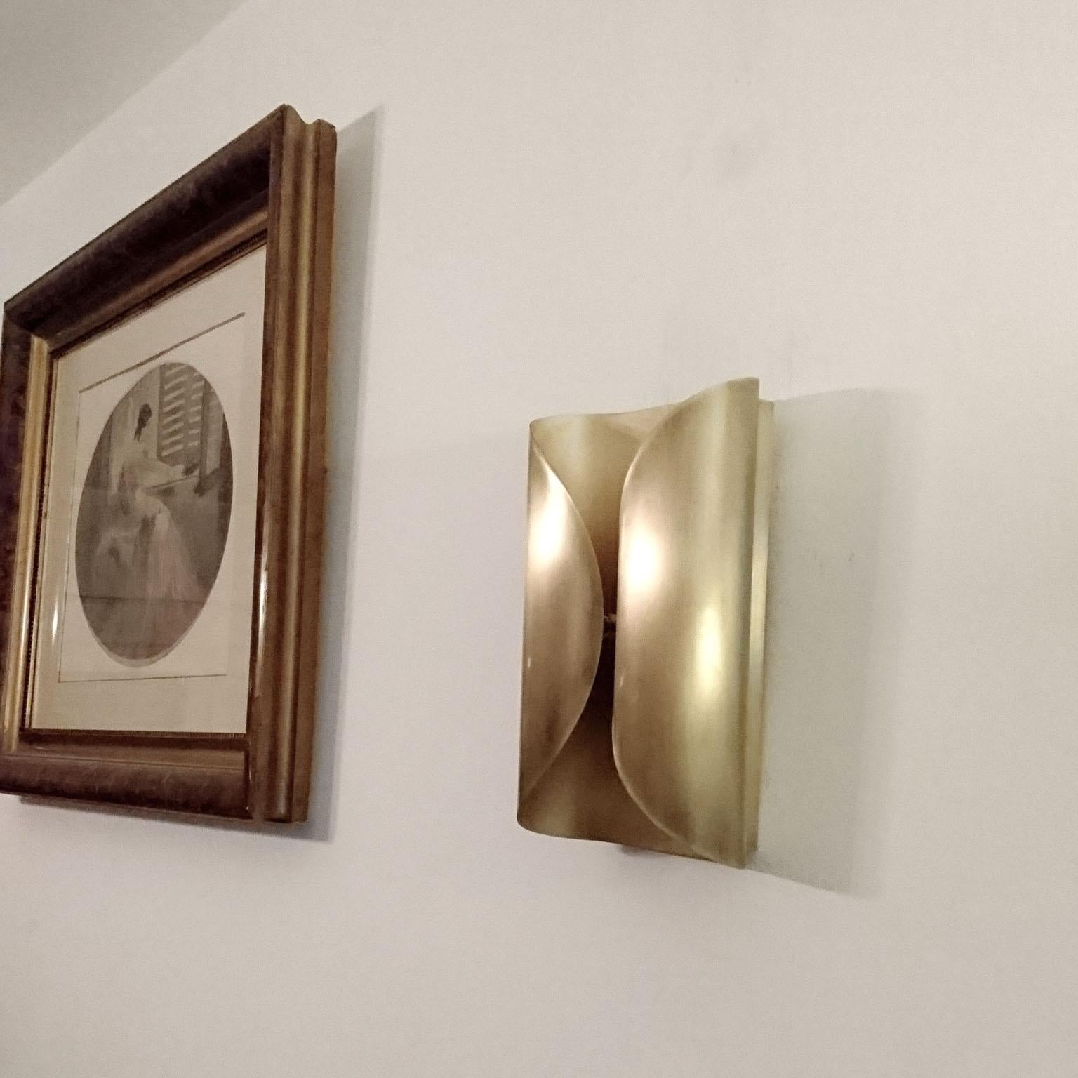 Italian Foglio Foil Brass Wall Lights  For Sale