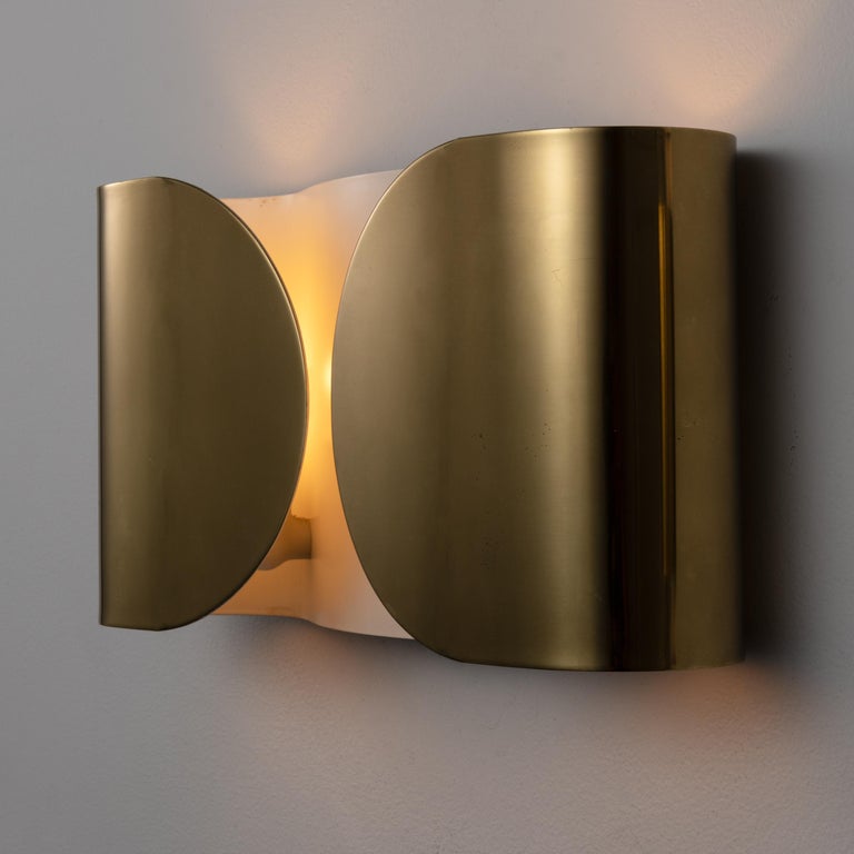 “Foglio” Sconces by Tobia Scarpa for Flos In Good Condition For Sale In Los Angeles, CA