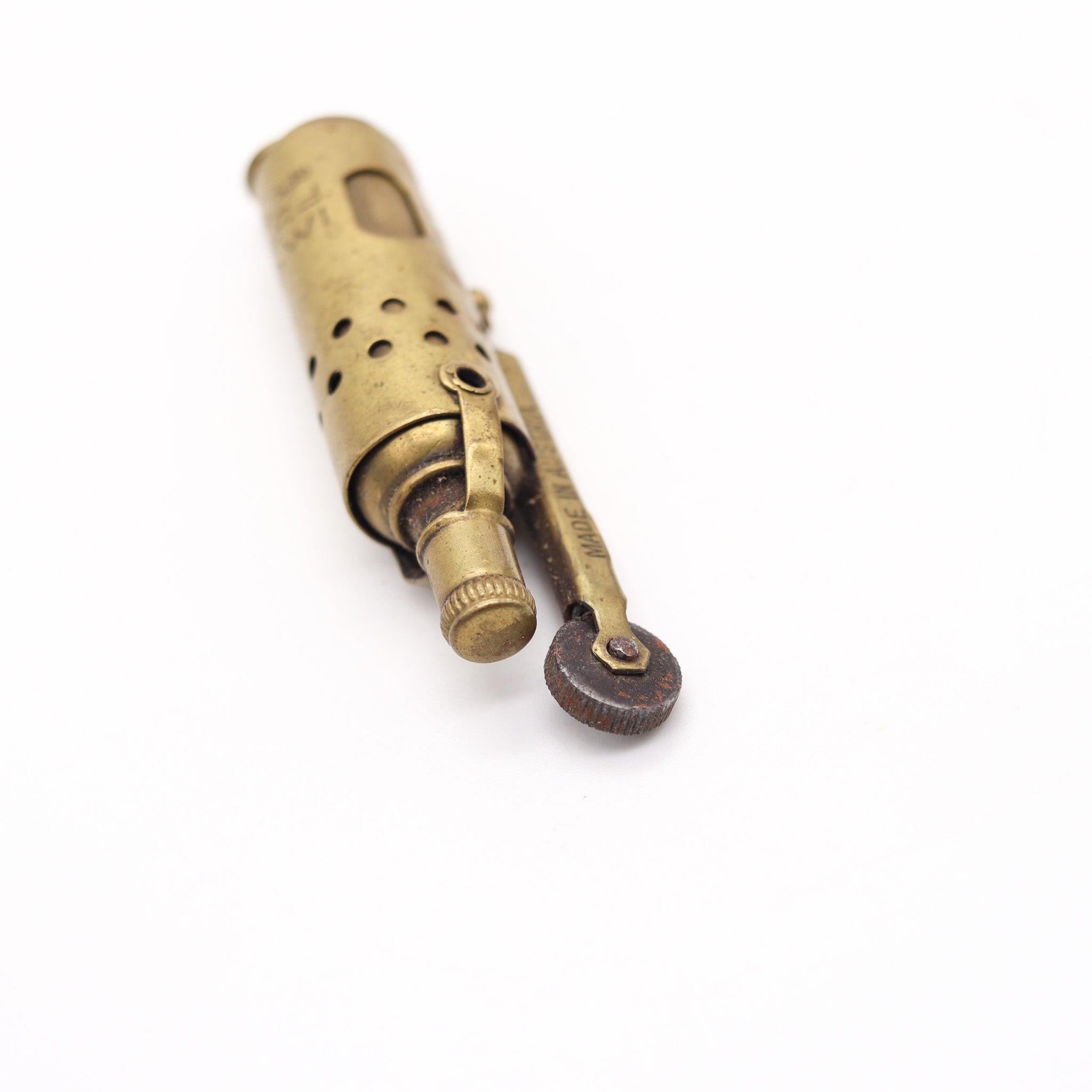 Industriale FOHN By IMCO 1920 Julius Meister Thumbwheel Mechanical Lighter In Polished Brass in vendita