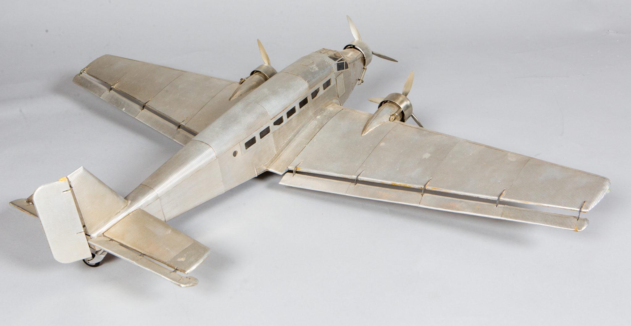 Fokker 1938 Trimotor Model Airplane In Good Condition For Sale In Hudson, NY