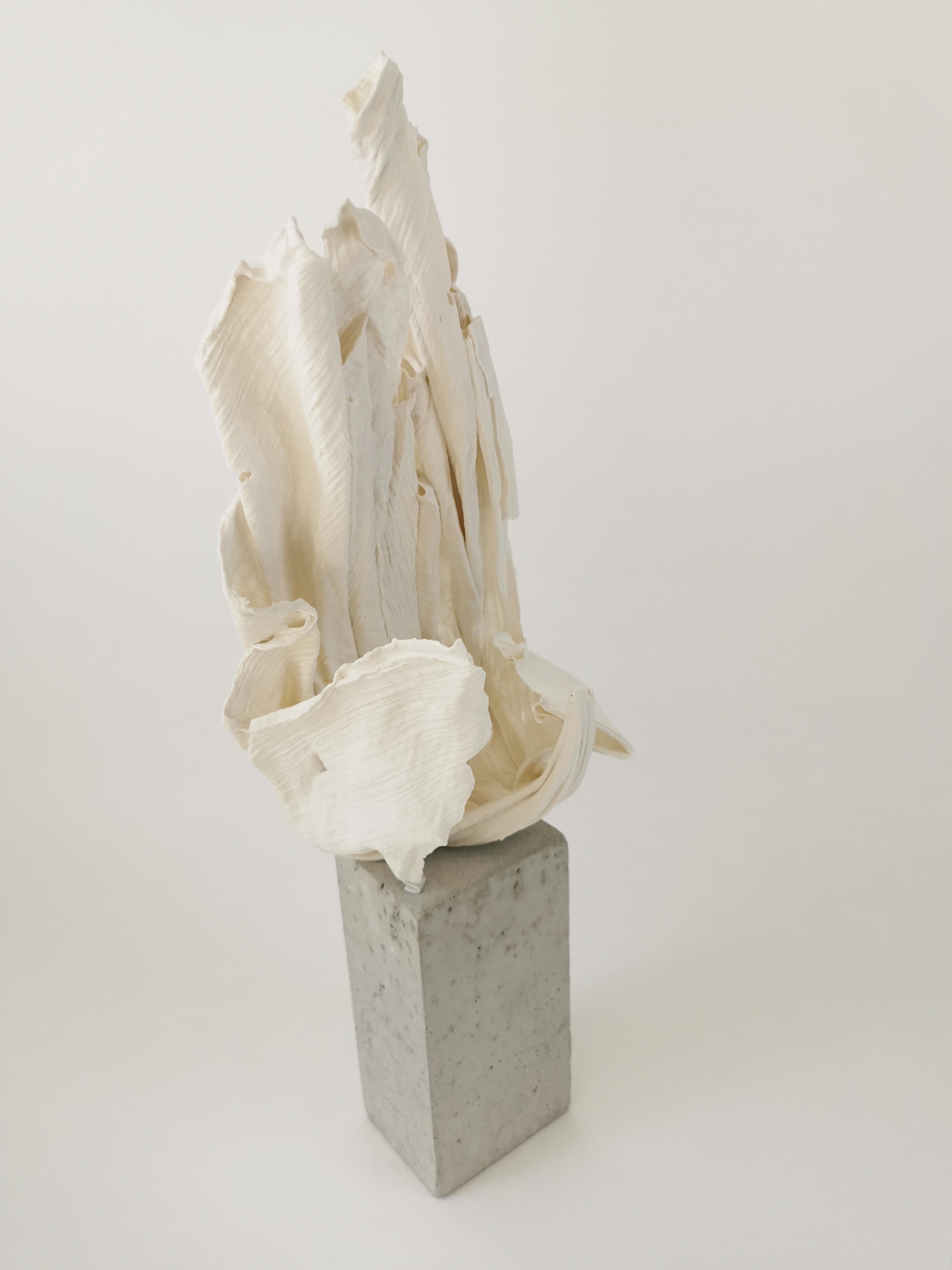 Fold II Sculpture by Dora Stanczel For Sale 6