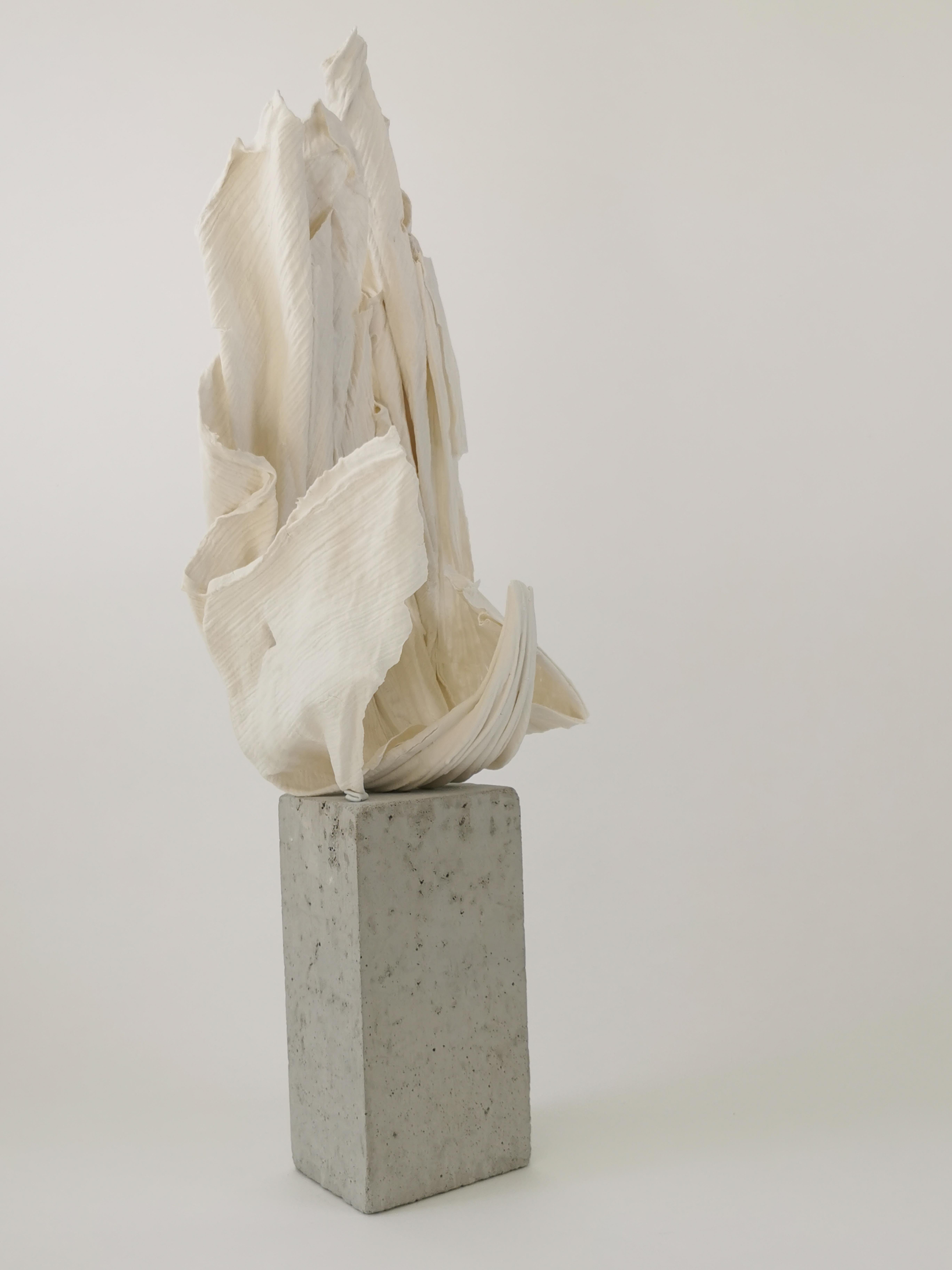 Fold II Sculpture by Dora Stanczel For Sale 7