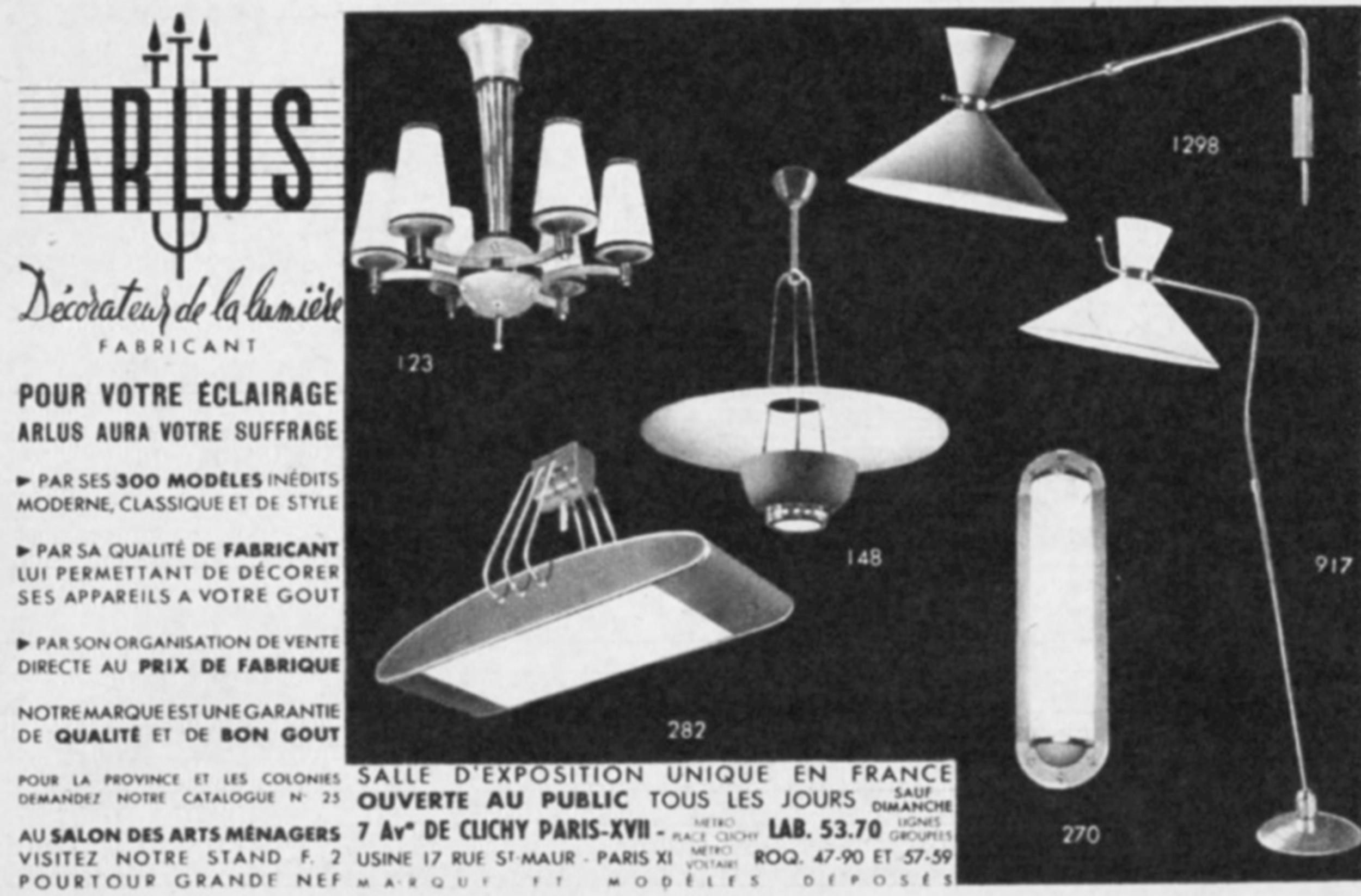 Faltbare und verstellbare Wandleuchte von Maison Arlus, Paris, Frankreich, um 1950 (Lackiert) im Angebot