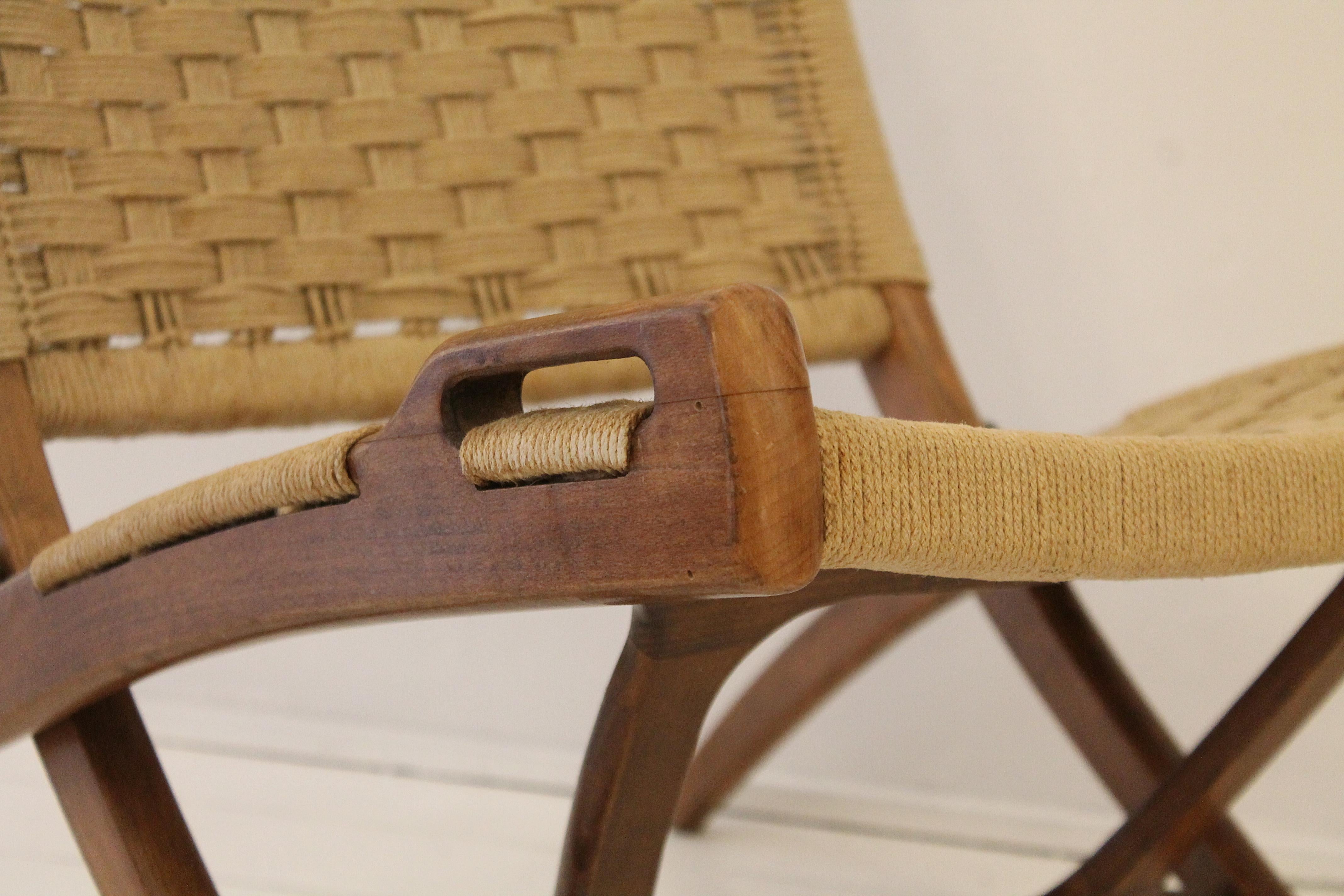 Mid-20th Century Pair of foldable Armchair in Wood and Rope in Style of Gio Ponti