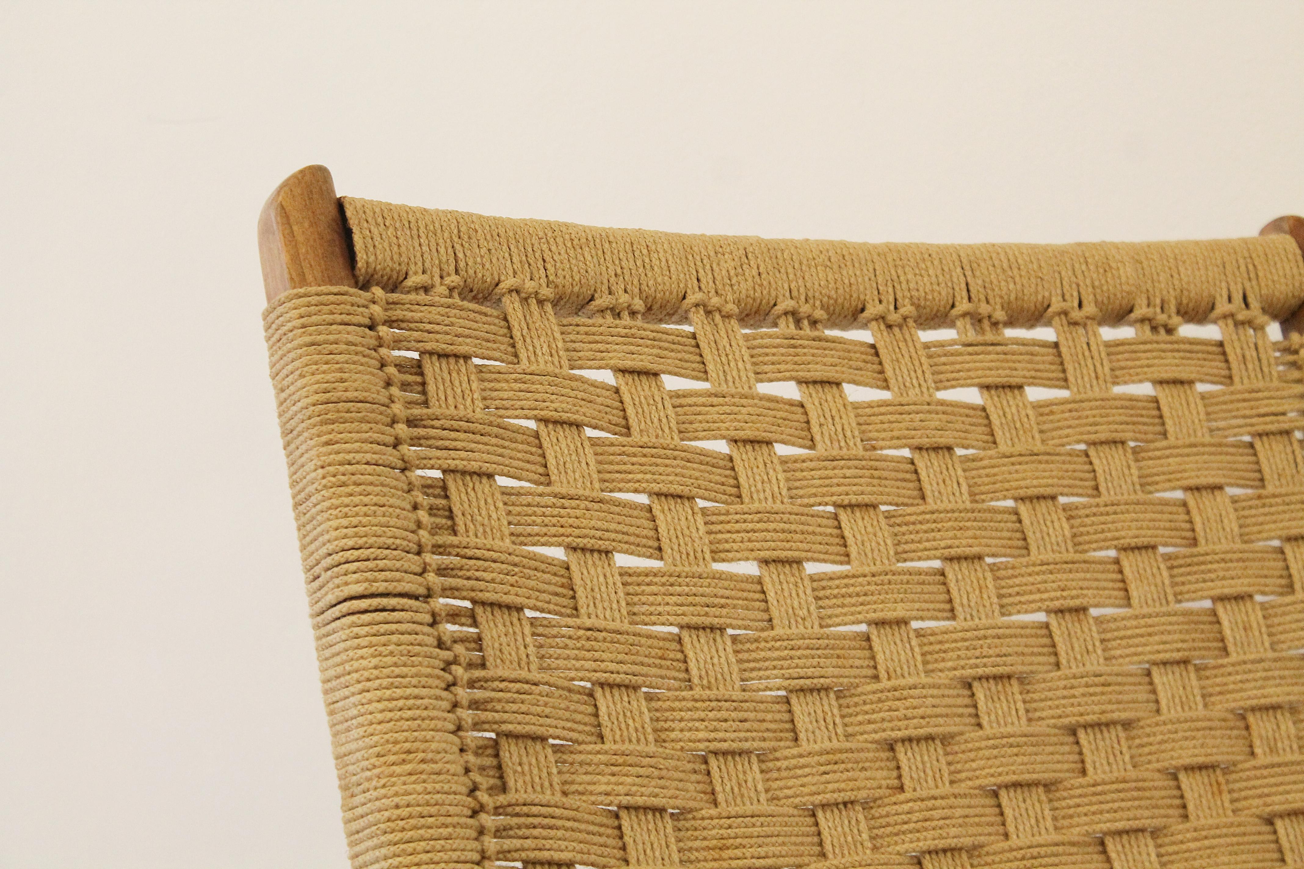 Pair of foldable Armchair in Wood and Rope in Style of Gio Ponti 2