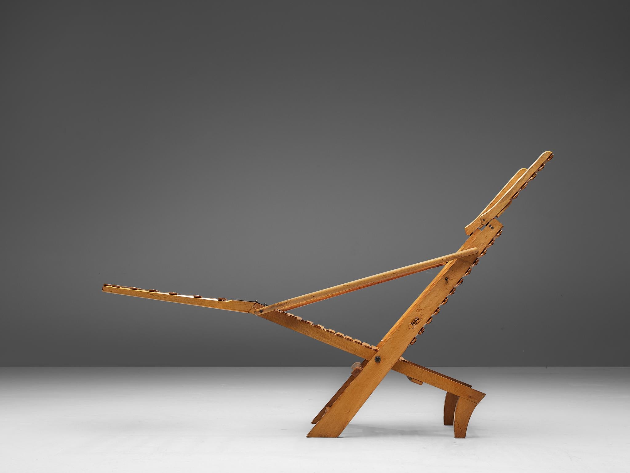 Feho Germany Foldable Chaise Longue In Good Condition For Sale In Waalwijk, NL