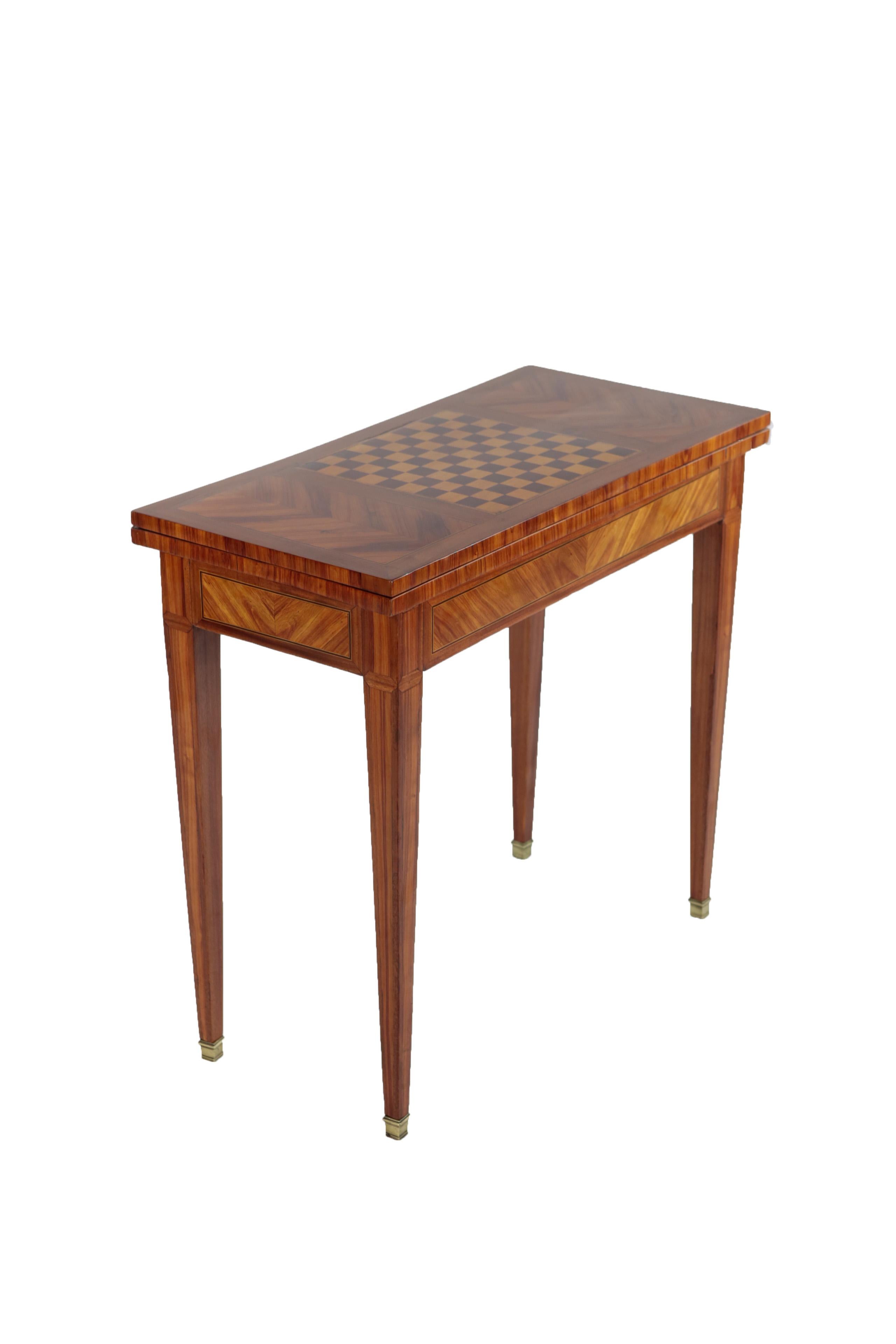Foldable Game Table, France, Rosewood, circa 1850-1860 2
